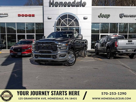 2025 Ram 2500 Tradesman Truck