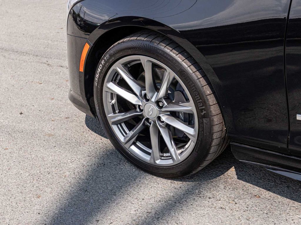 2025 Cadillac CT4-V V-Series - Photo 6