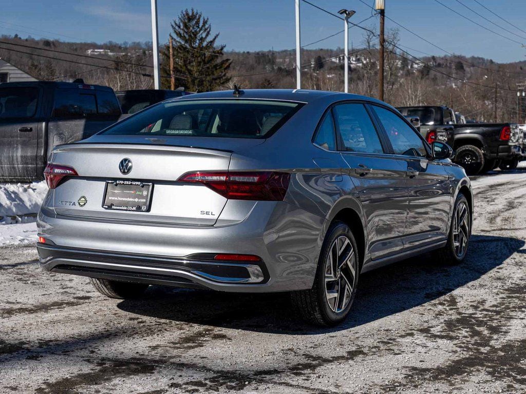 Used 2024 Volkswagen Jetta 1.5T SEL Sedan