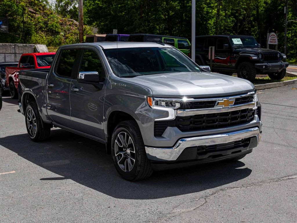 Used 2024 Chevrolet Silverado 1500 LT Truck