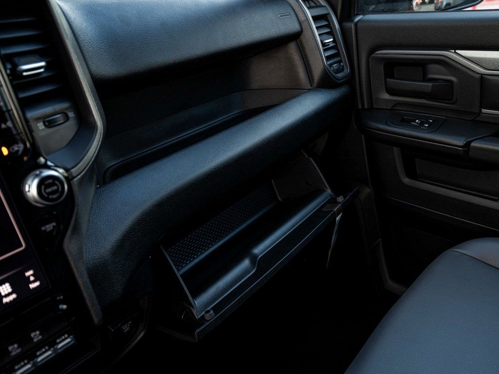 2025 RAM Ram 2500 Pickup Tradesman - Photo 16