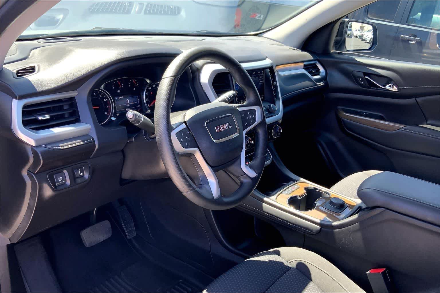 Thumbnail: 2023 GMC Acadia - 2