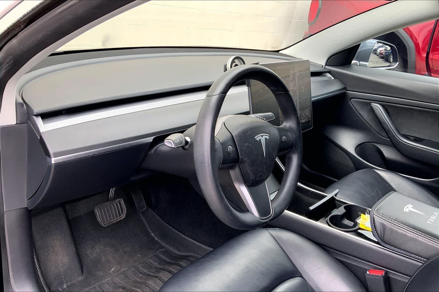 Thumbnail: 2020 Tesla Model 3 - 3