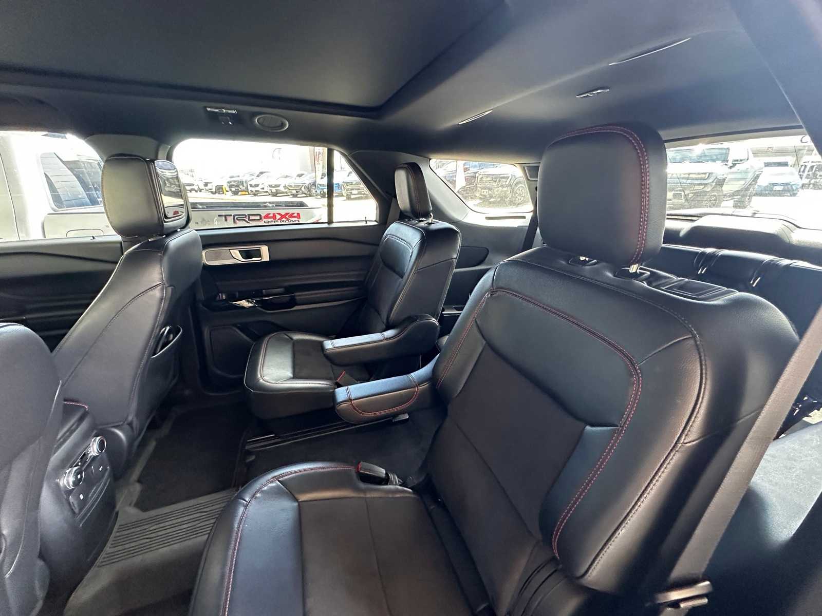 Thumbnail: 2023 Ford Explorer - 7