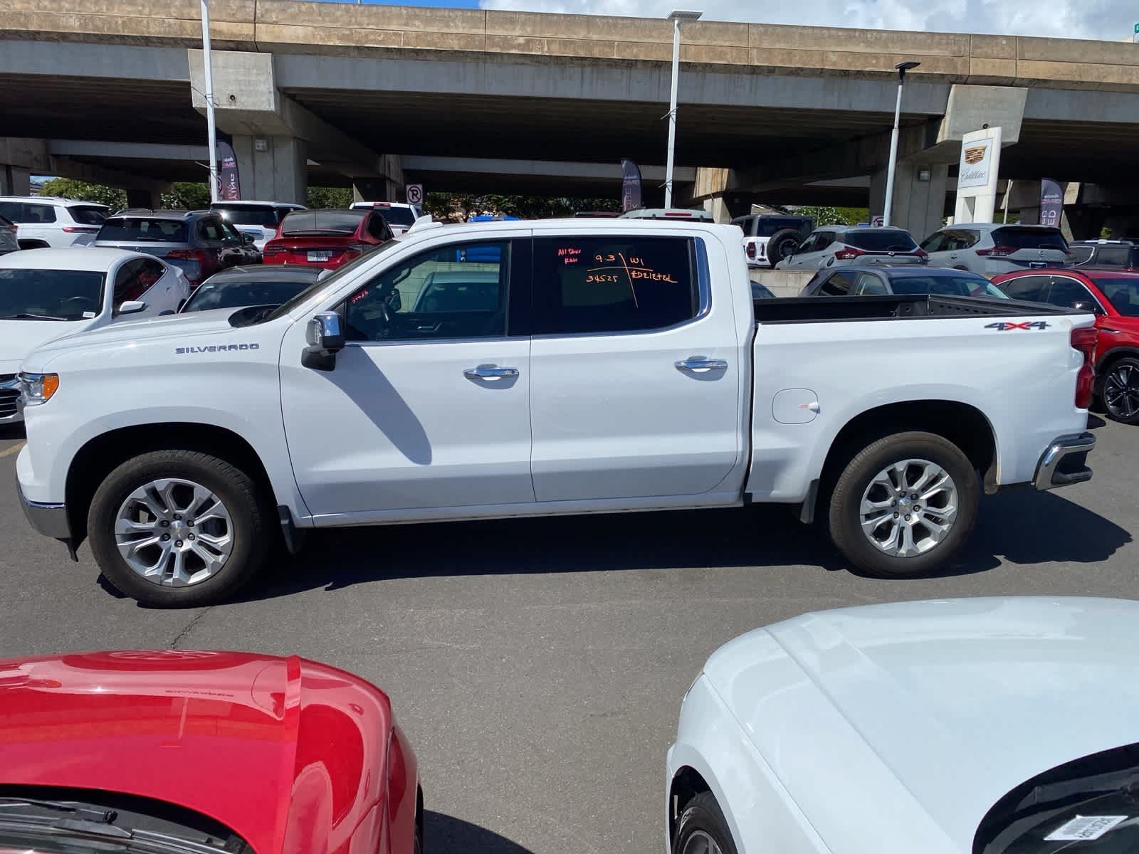 Thumbnail: 2023 Chevrolet Silverado 1500 - 8