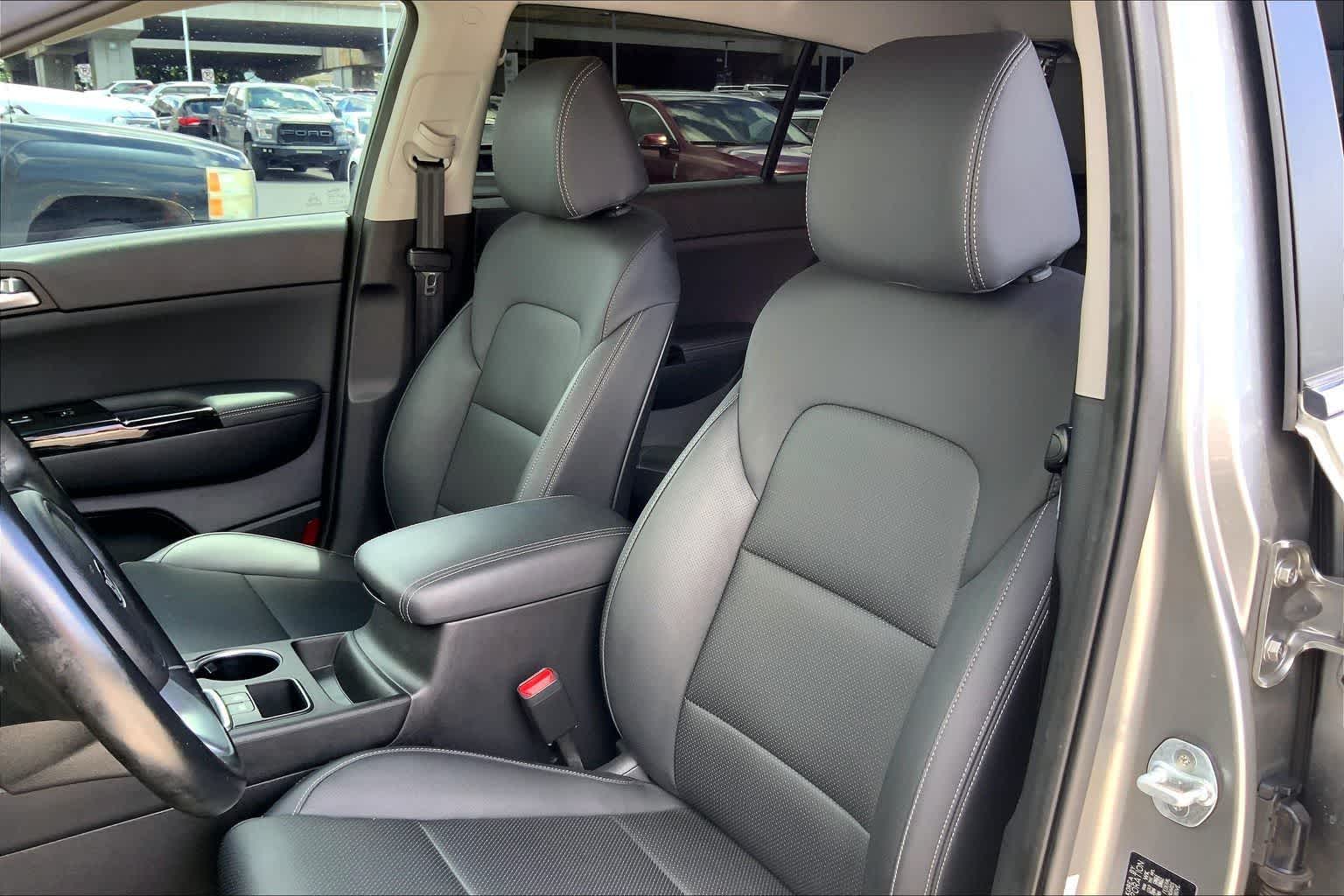 Thumbnail: 2020 Kia Sportage - 11
