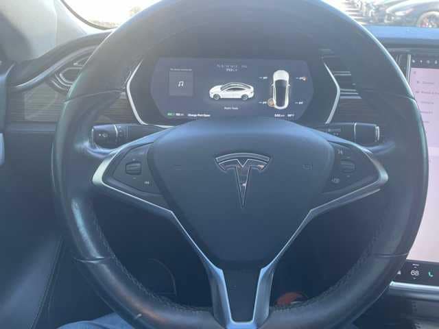 Thumbnail: 2015 Tesla Model S - 7