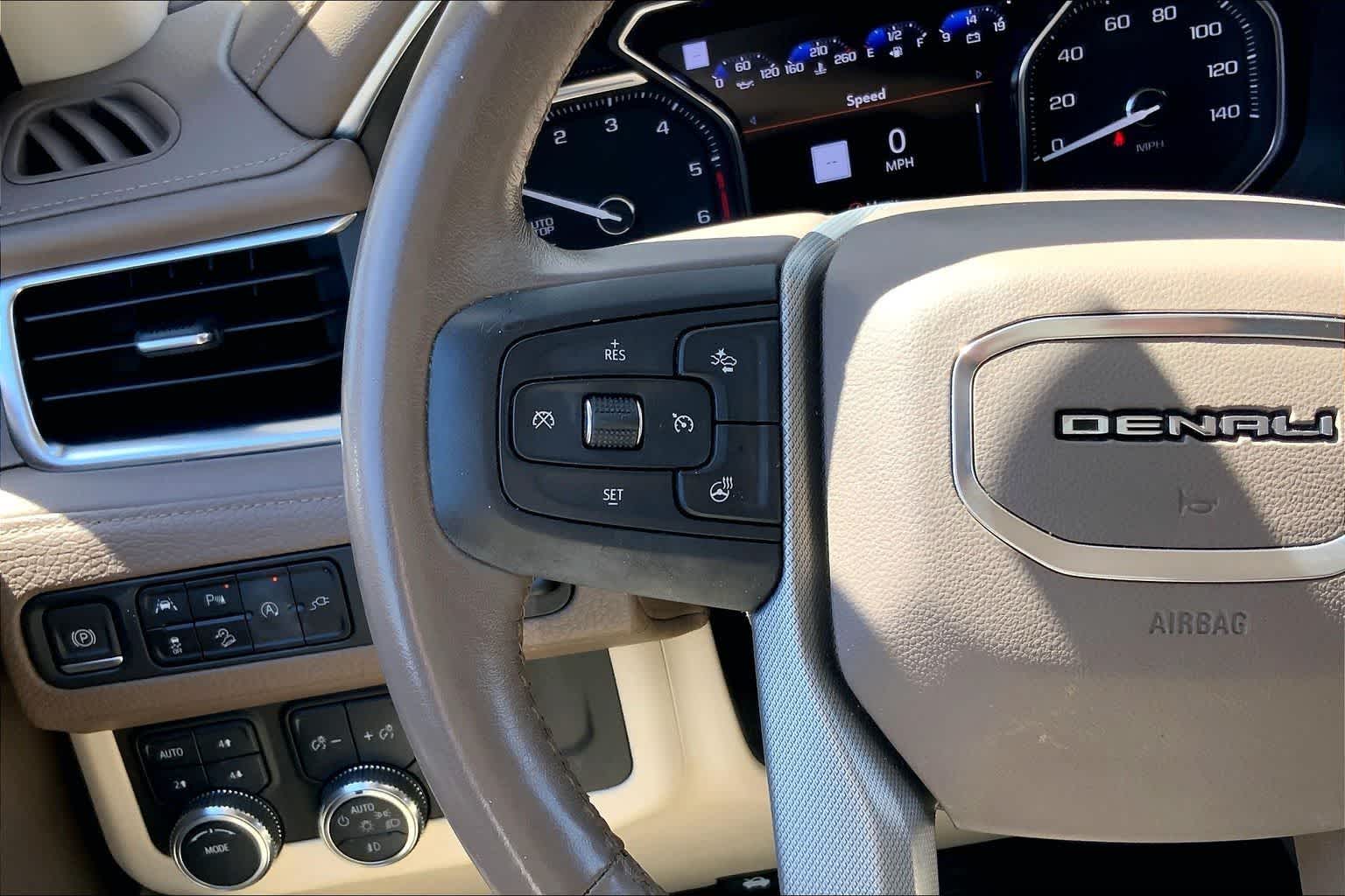 Thumbnail: 2021 GMC Yukon - 24