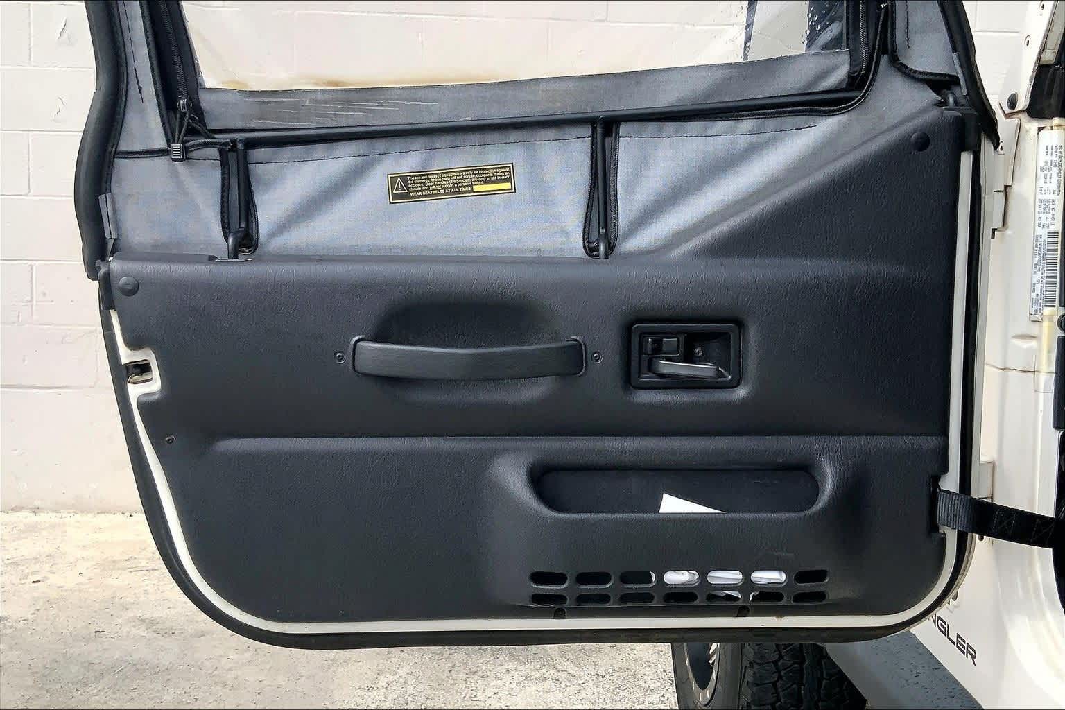 Thumbnail: 2004 Jeep Wrangler - 21