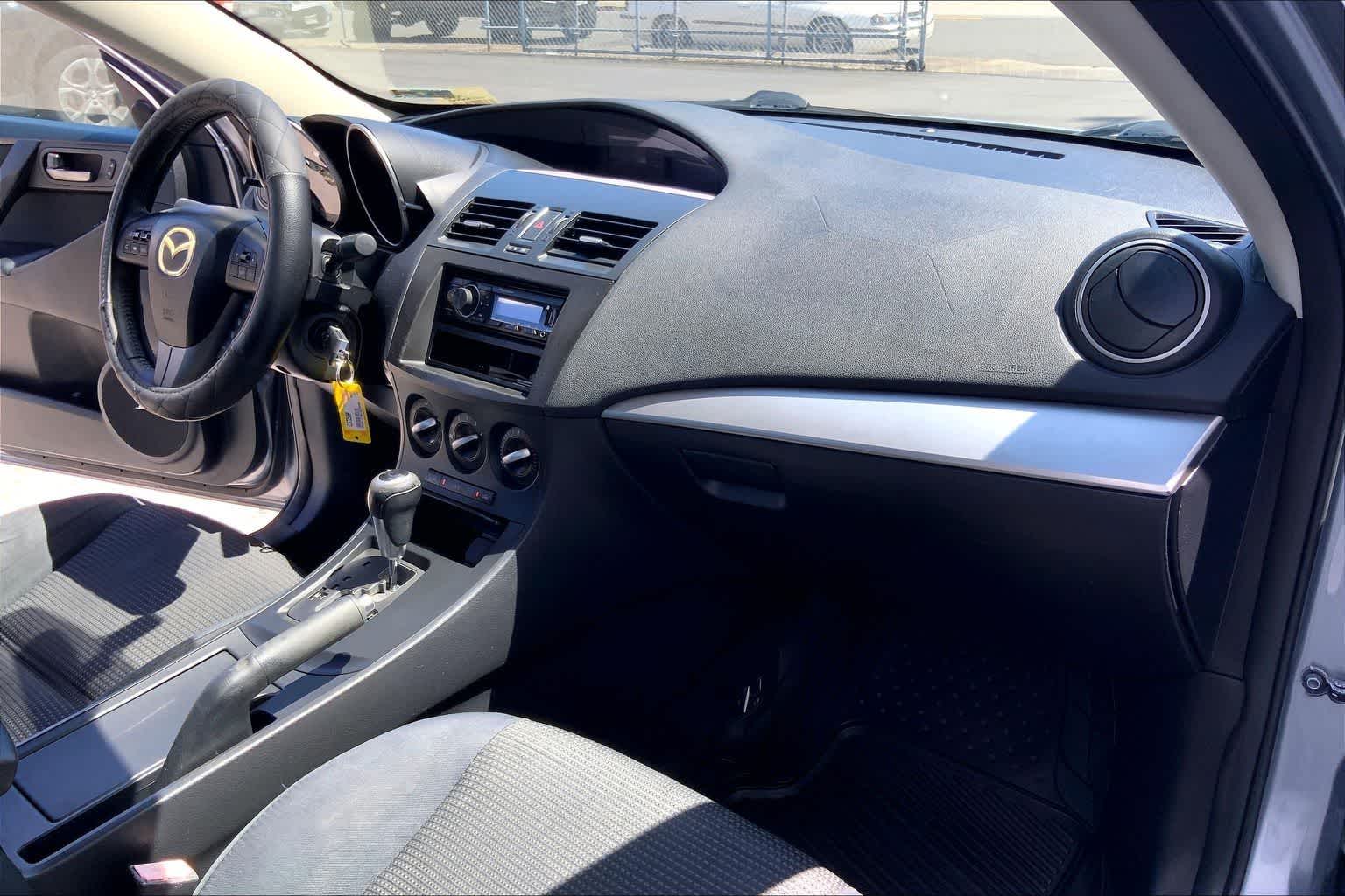 Thumbnail: 2012 Mazda Mazda3 - 22