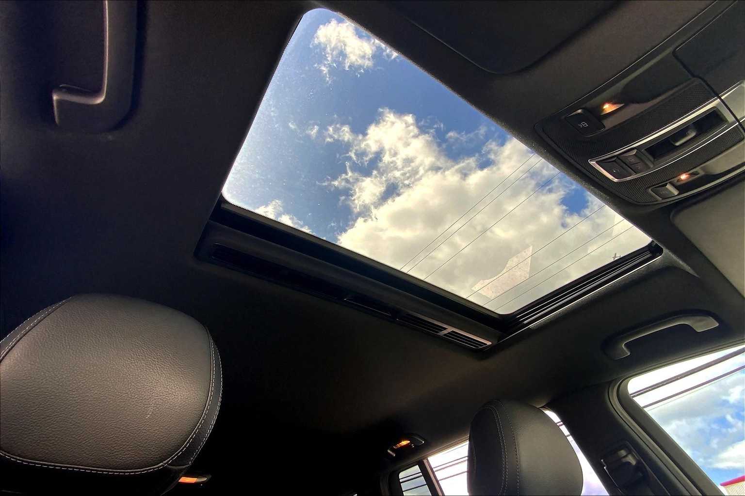 Thumbnail: 2019 Mercedes-Benz GLS - 31