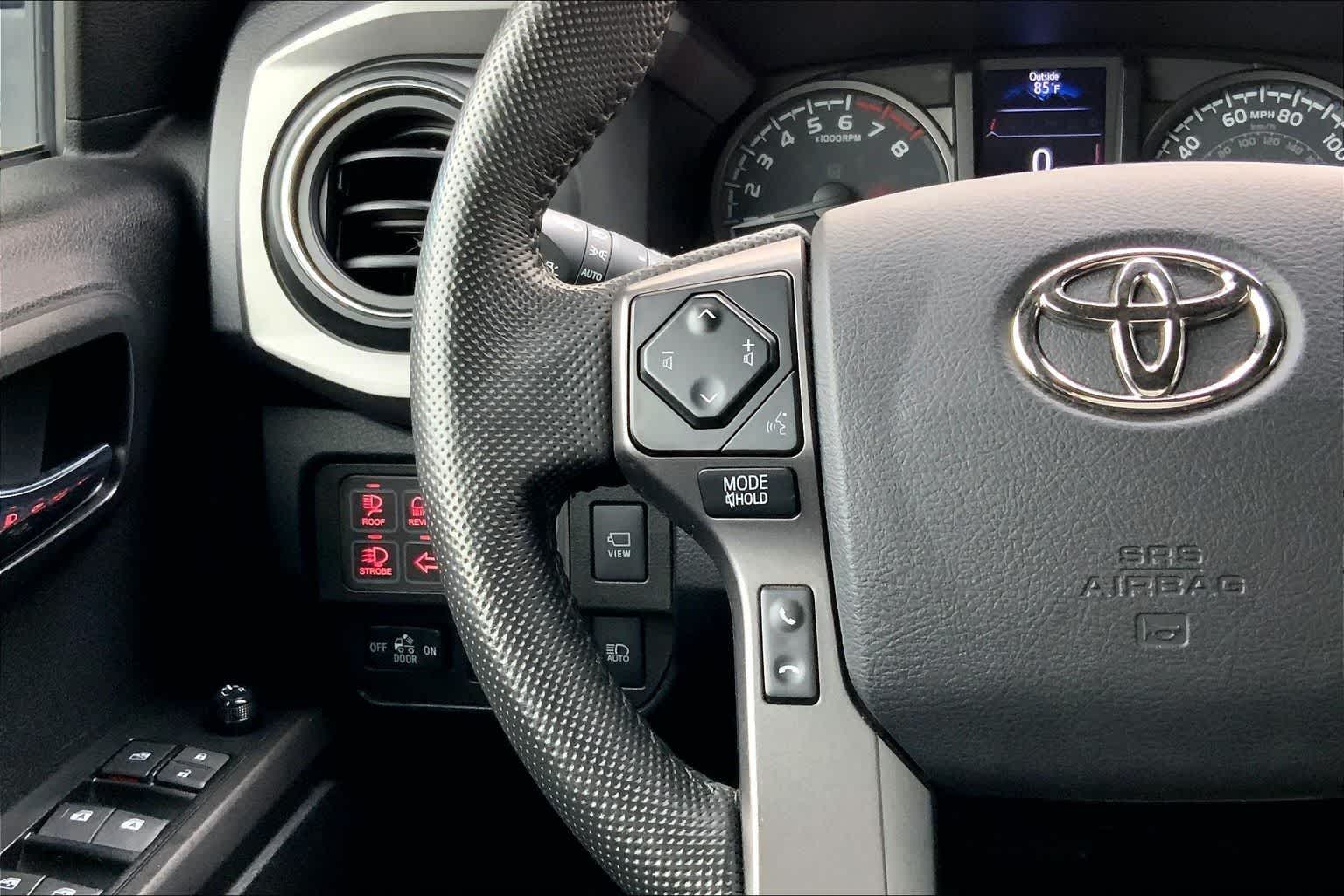 Thumbnail: 2022 Toyota Tacoma - 24