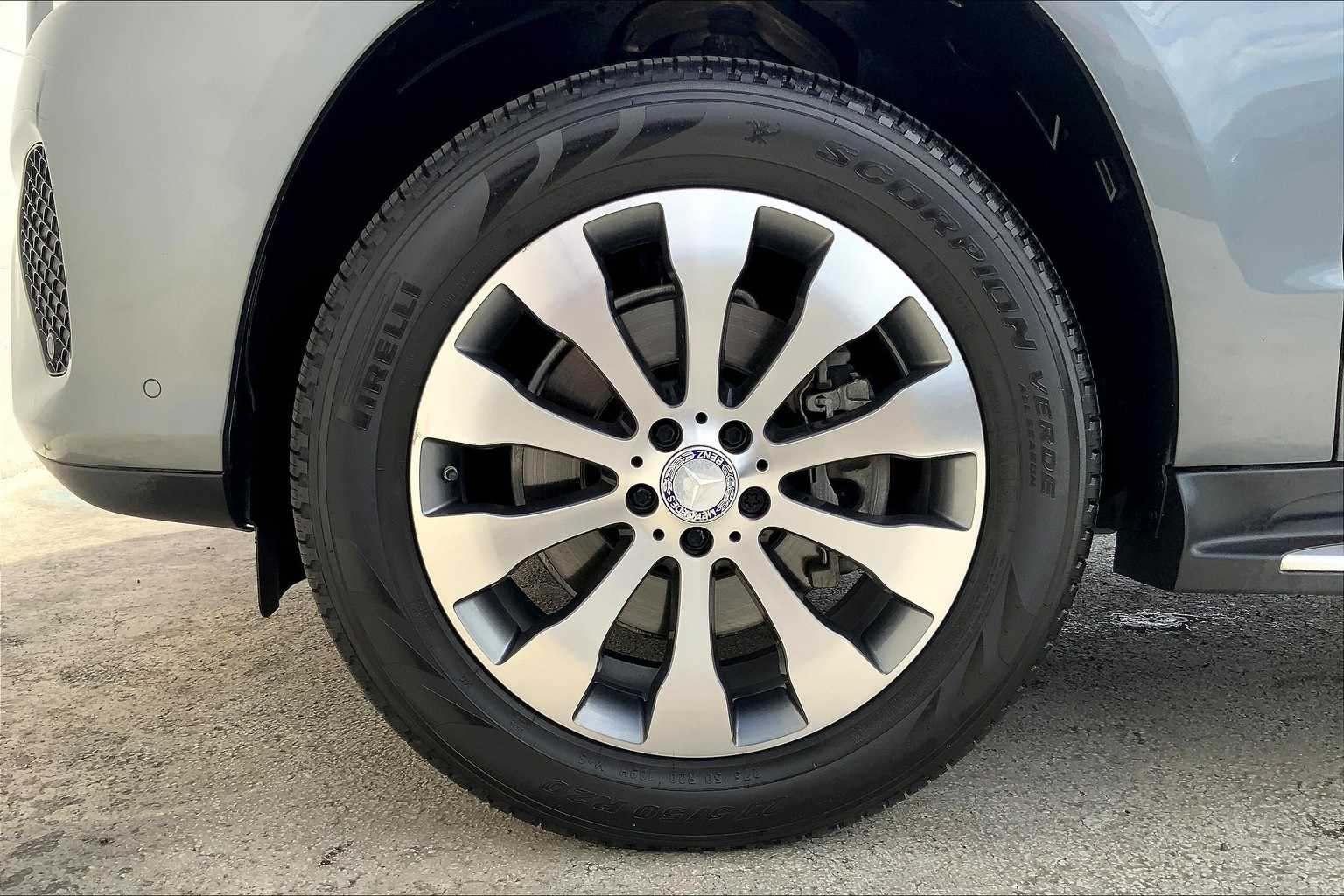 Thumbnail: 2019 Mercedes-Benz GLS - 9