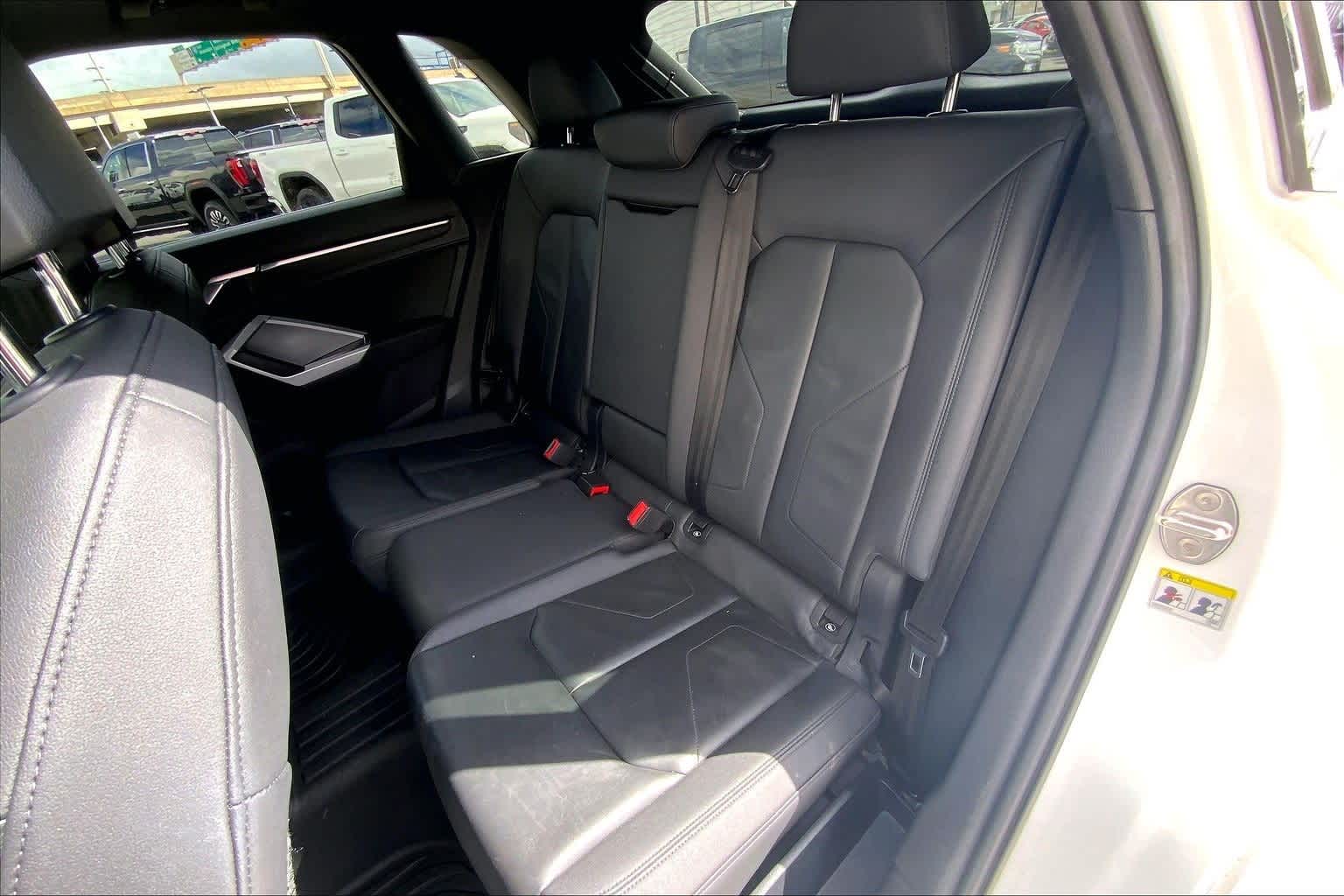 Thumbnail: 2023 Audi Q3 - 30