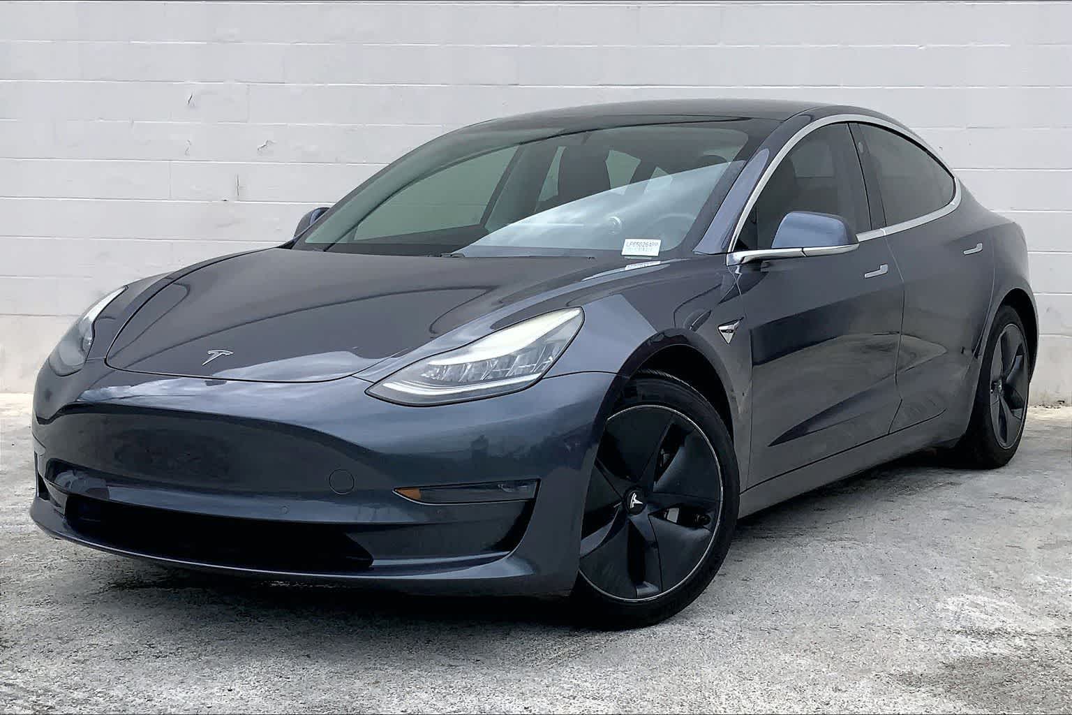 Thumbnail: 2020 Tesla Model 3 - 1