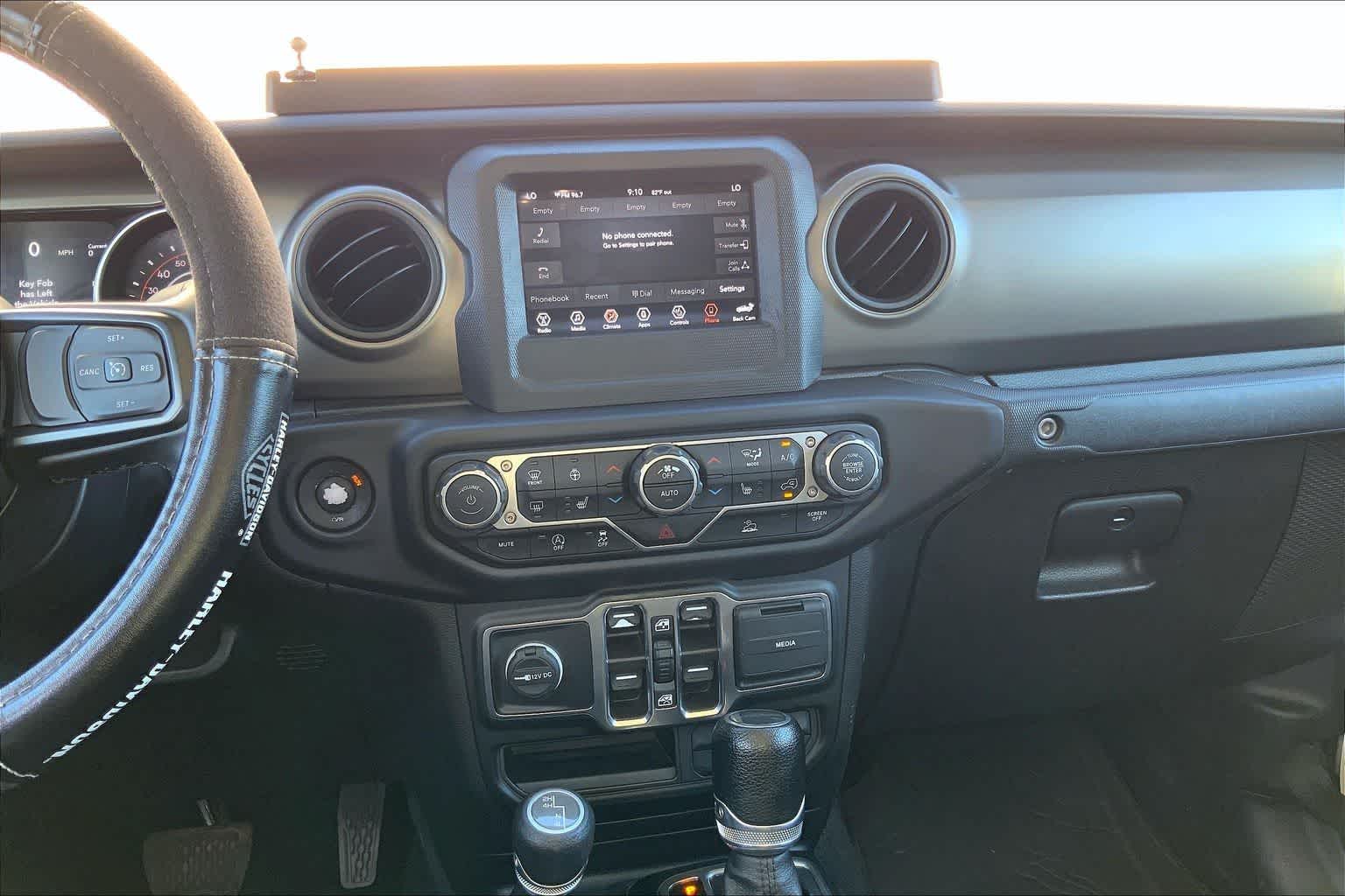 Thumbnail: 2022 Jeep Gladiator - 15