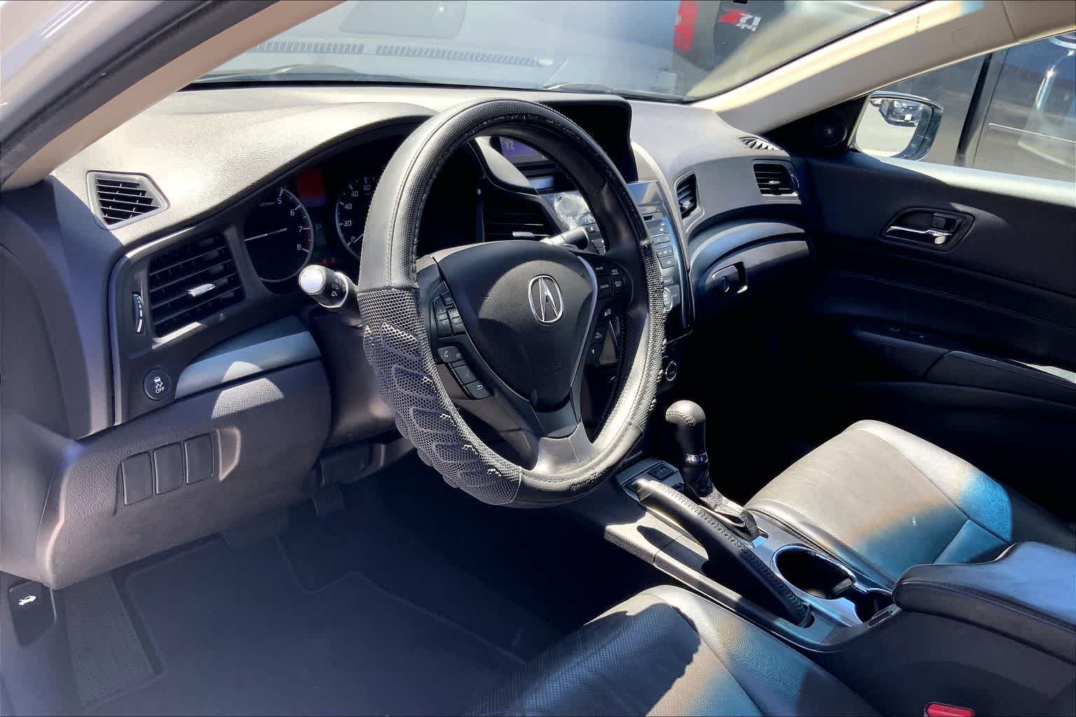 Thumbnail: 2014 Acura ILX - 2