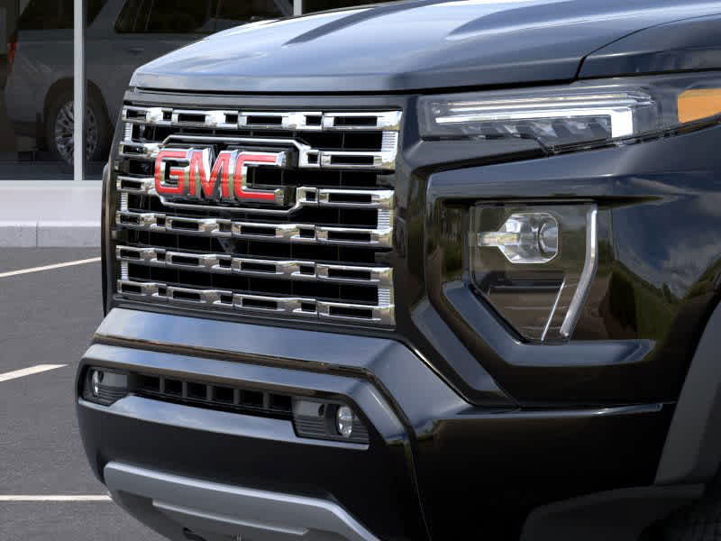 2025 GMC Canyon Denali 13