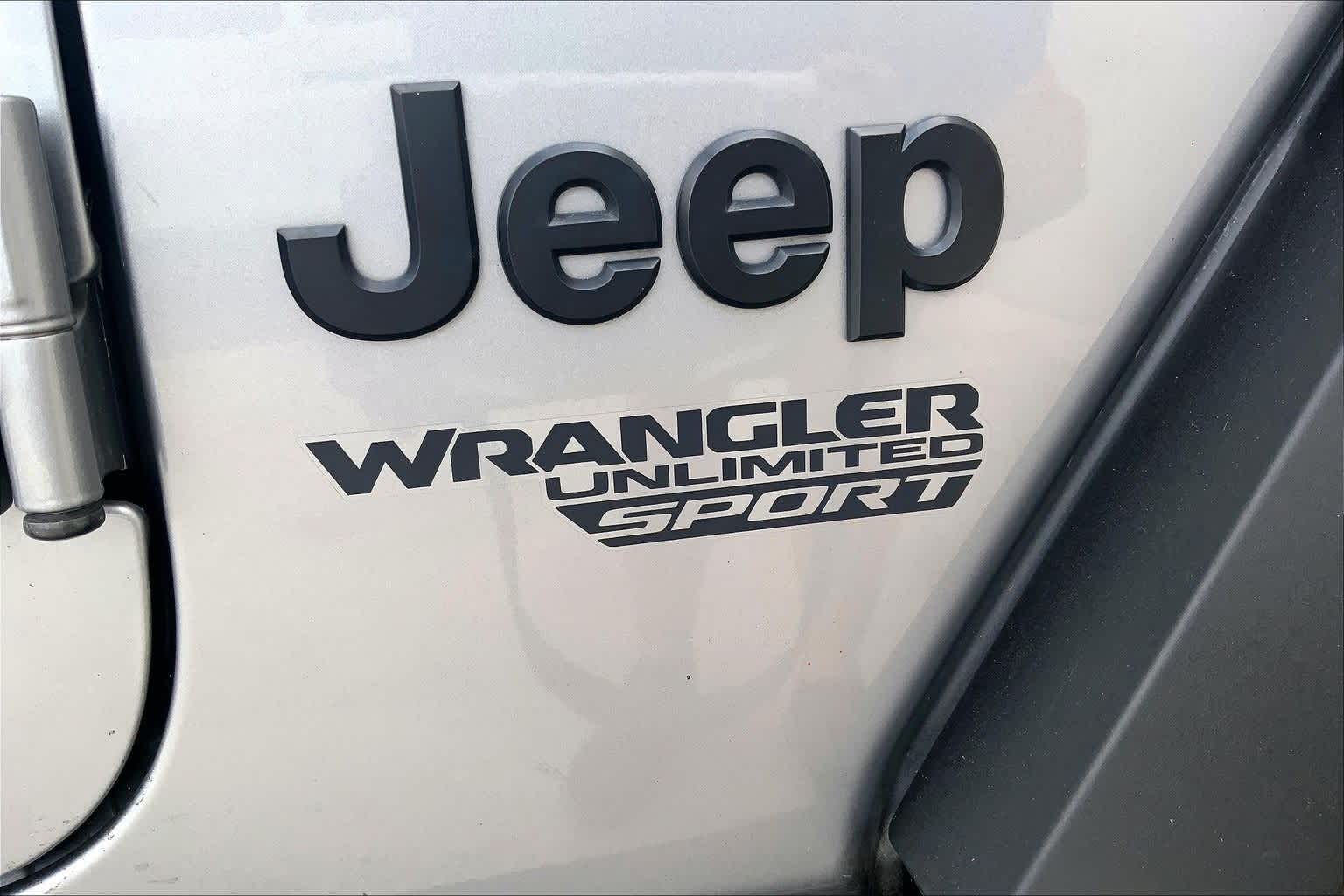 Thumbnail: 2021 Jeep Wrangler - 8