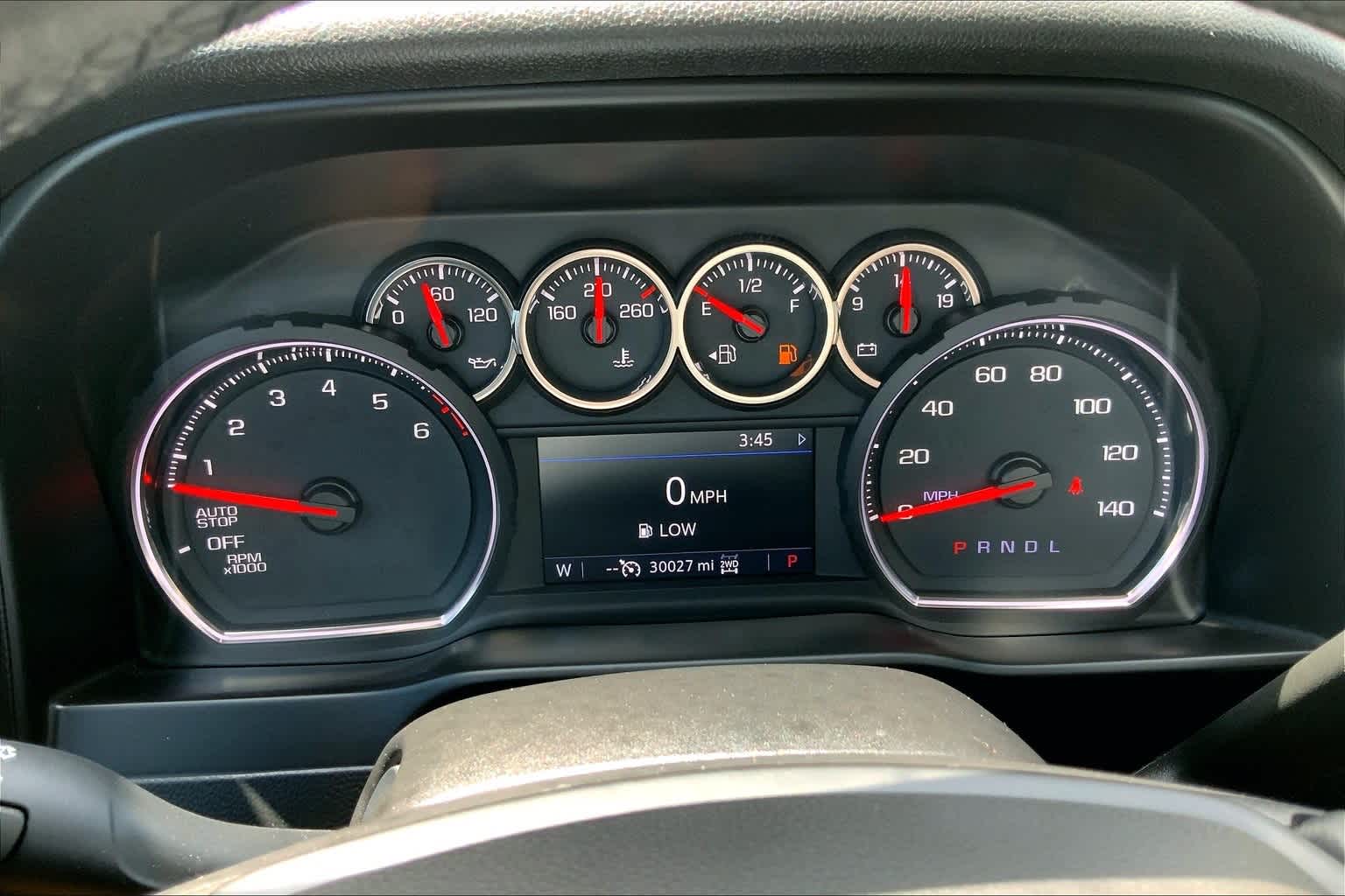Thumbnail: 2019 Chevrolet Silverado 1500 - 23