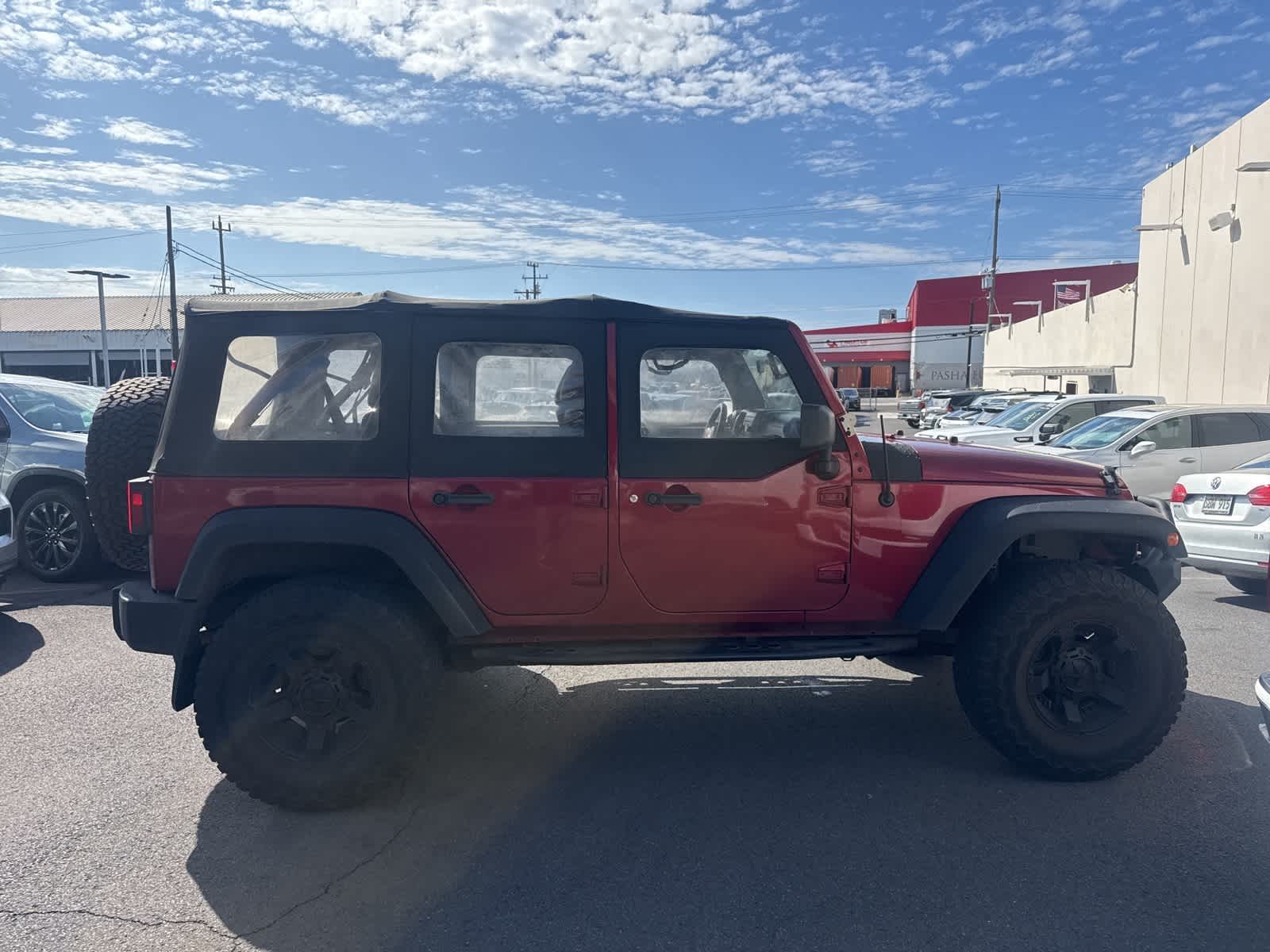 Thumbnail: 2012 Jeep Wrangler - 6