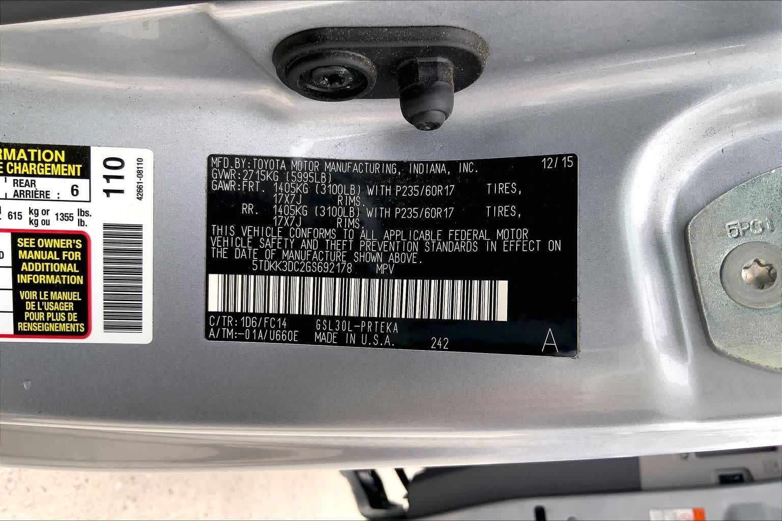 Thumbnail: 2016 Toyota Sienna - 20