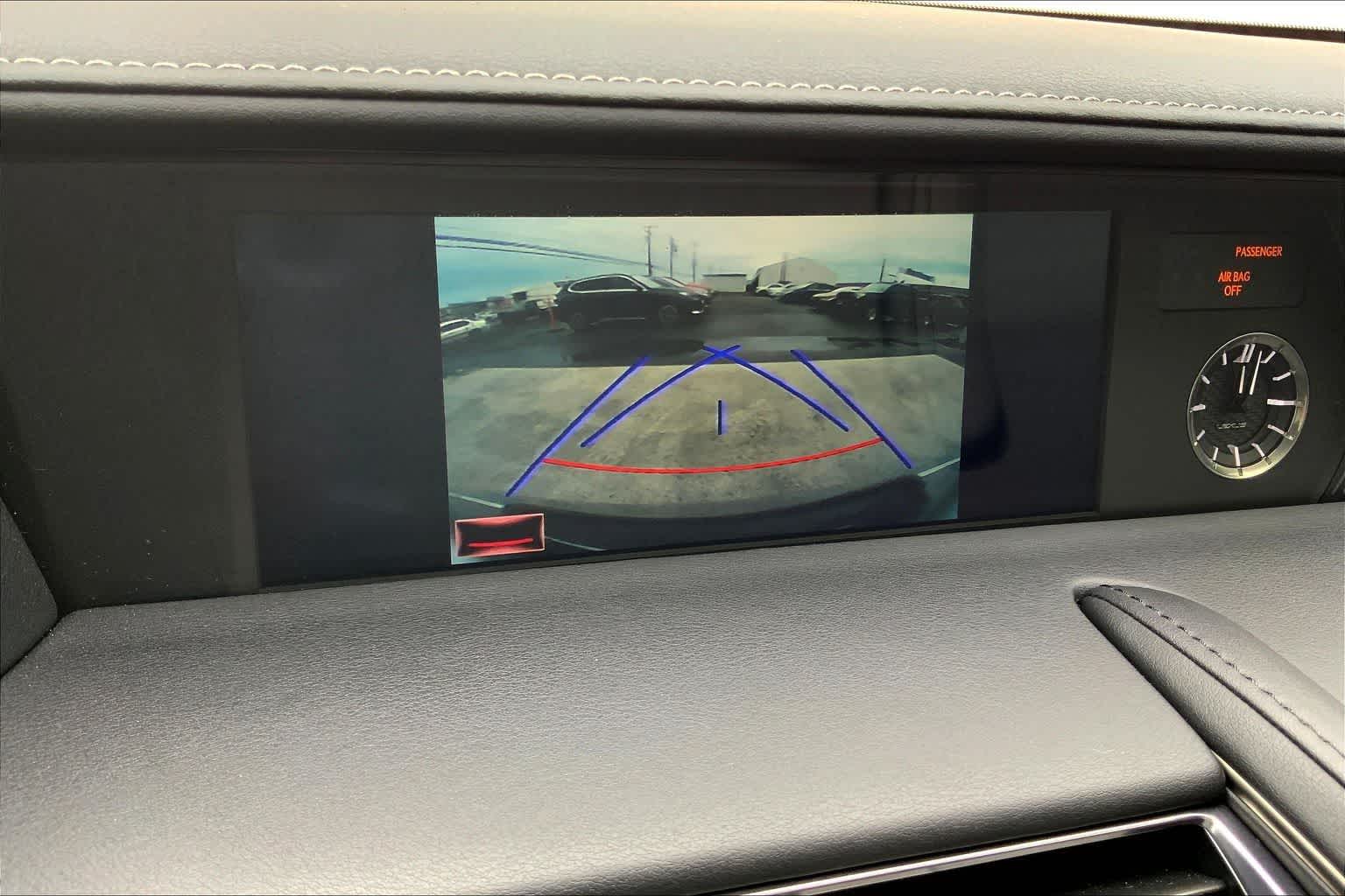 Thumbnail: 2018 Lexus LC - 26