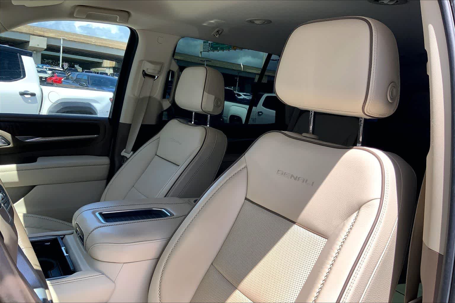 Thumbnail: 2021 GMC Yukon - 12