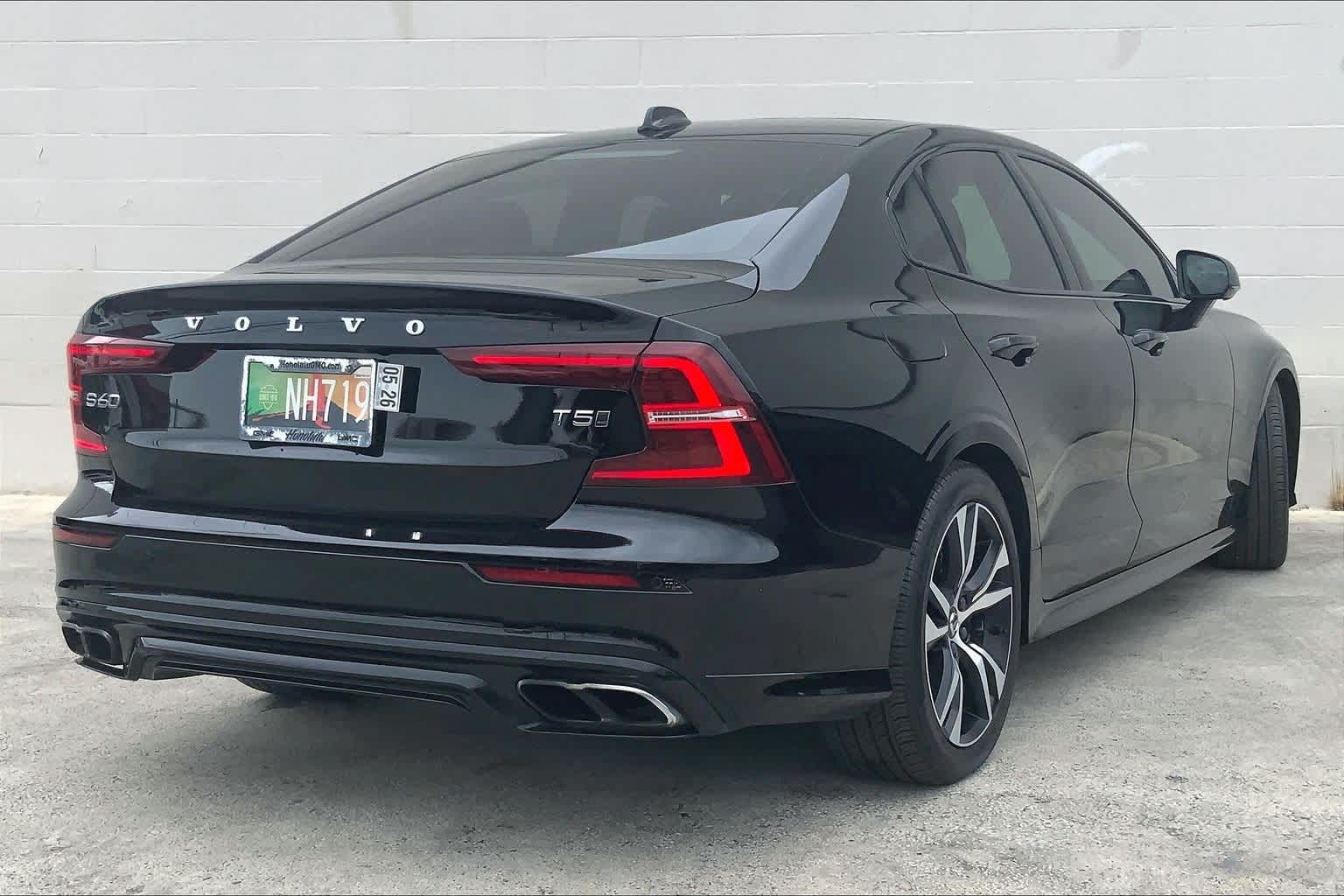 Thumbnail: 2021 Volvo S60 - 22