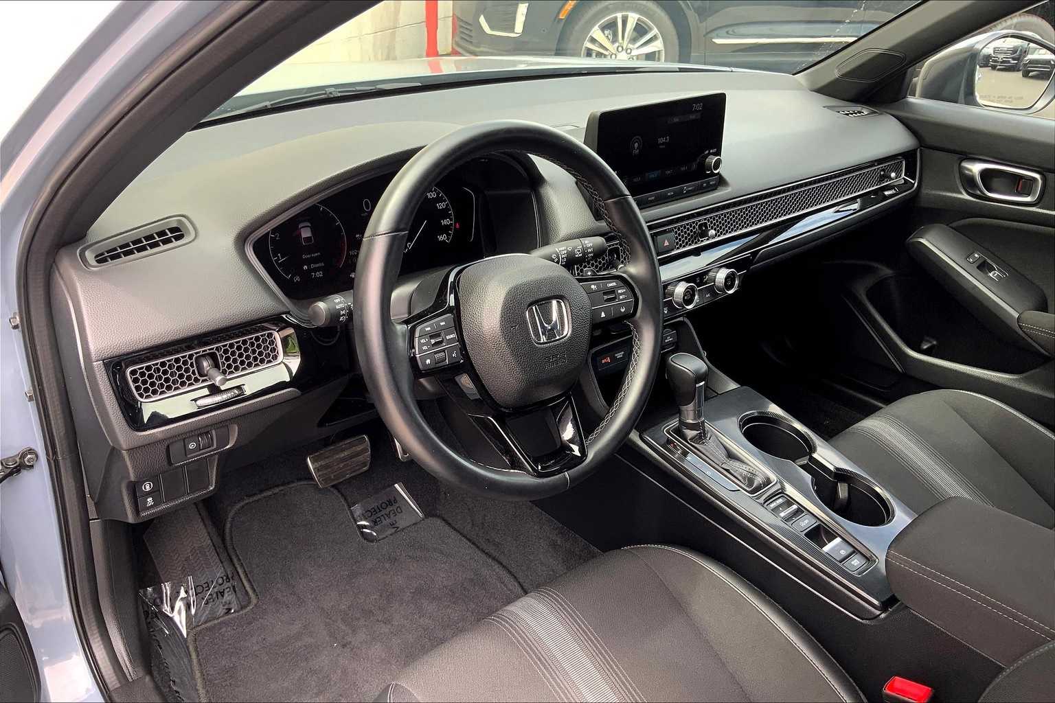 Thumbnail: 2022 Honda Civic - 3