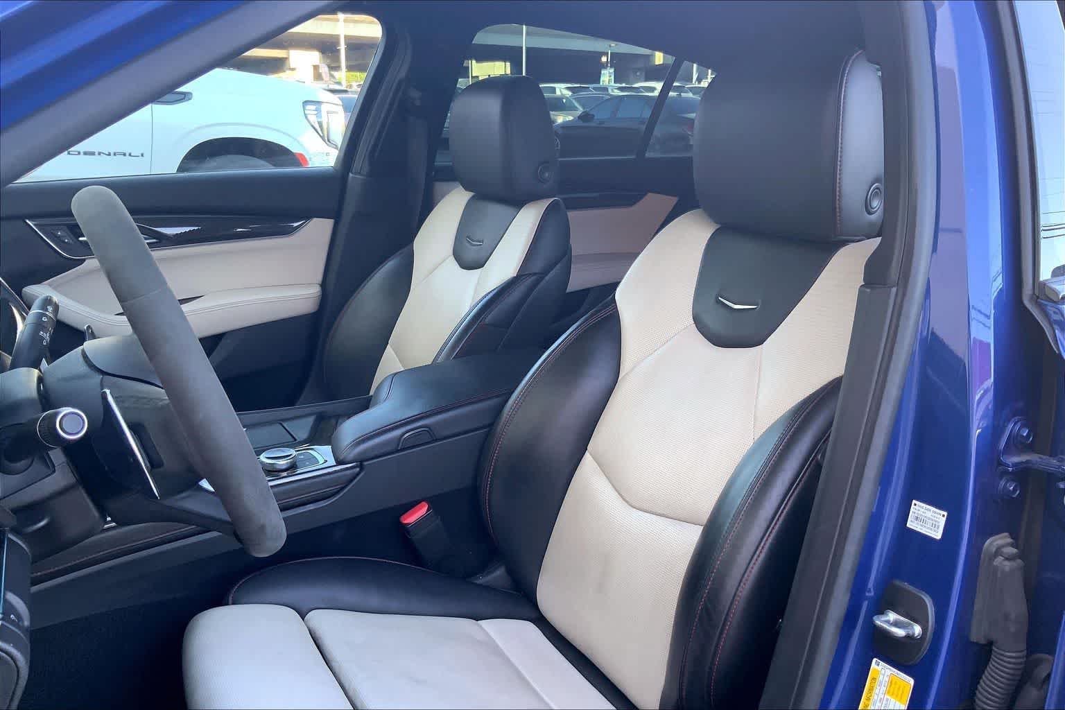 Thumbnail: 2021 Cadillac CT5 - 12