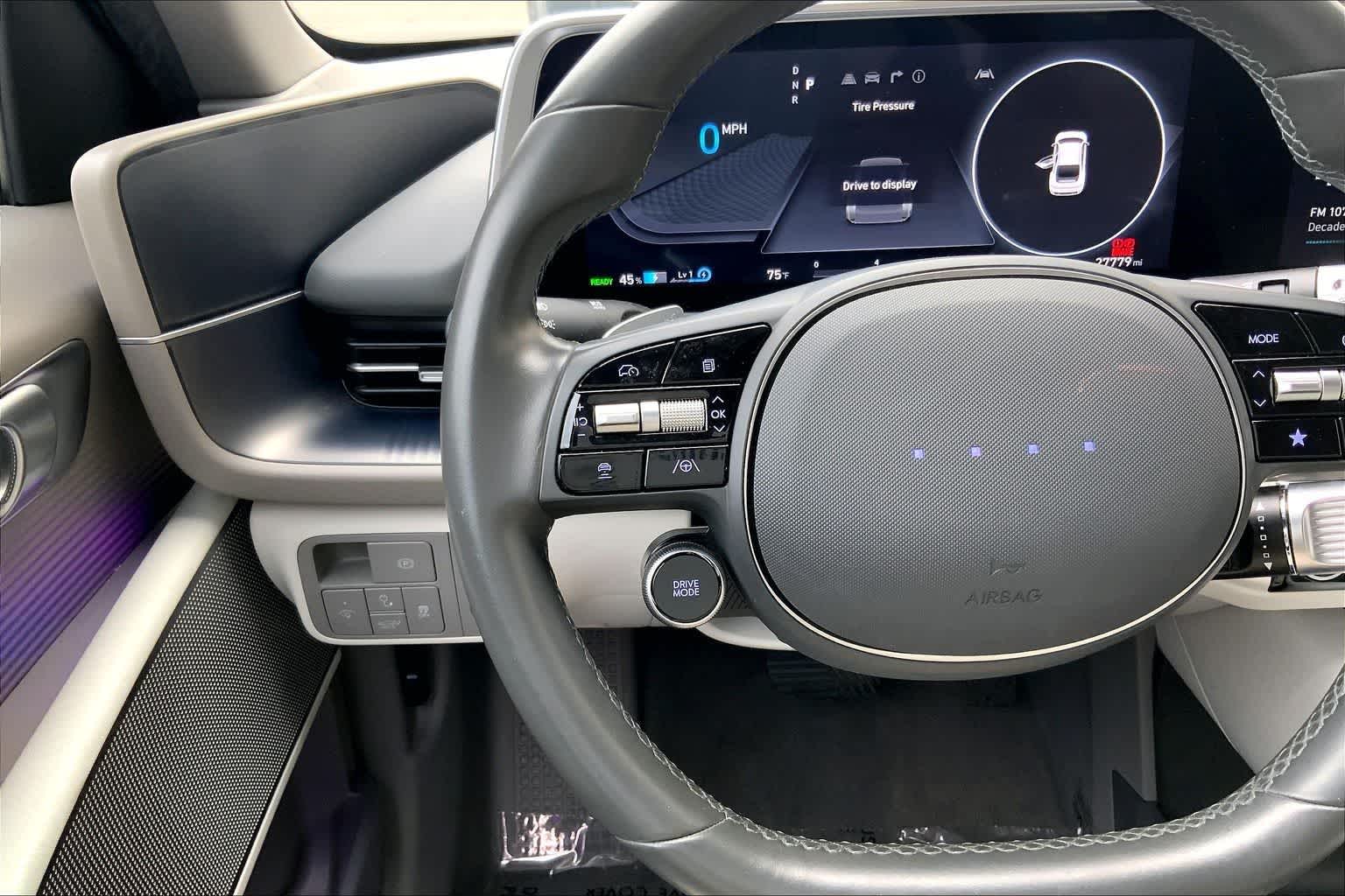 Thumbnail: 2023 Hyundai Ioniq 6 - 24