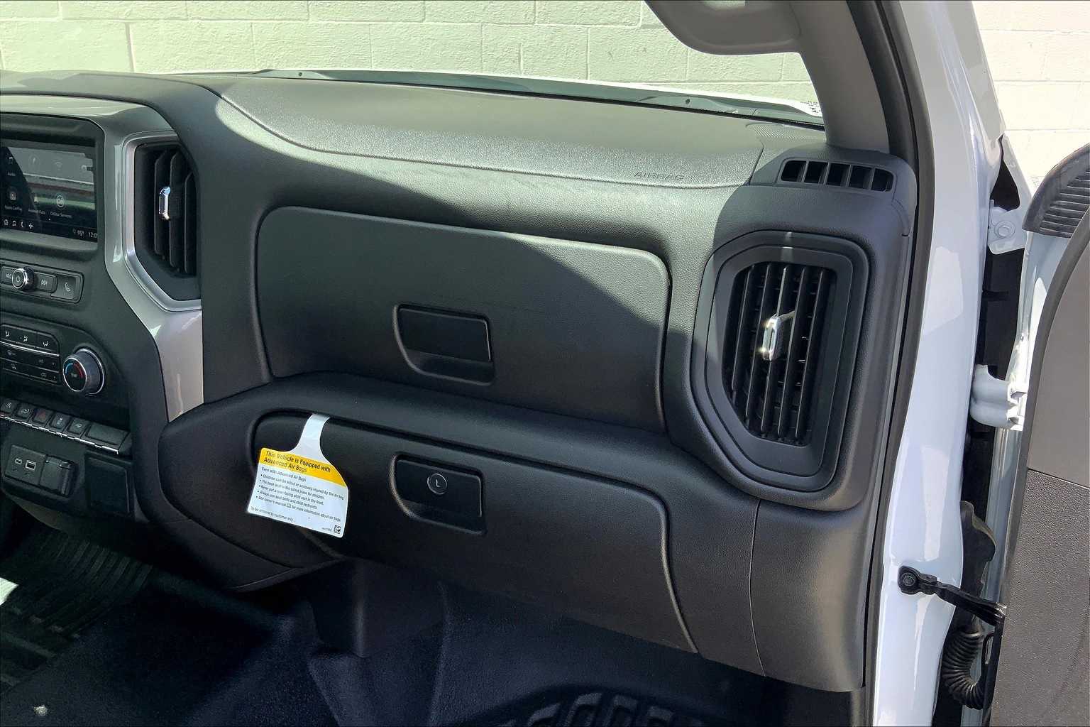 Thumbnail: 2024 Chevrolet Silverado 1500 - 23