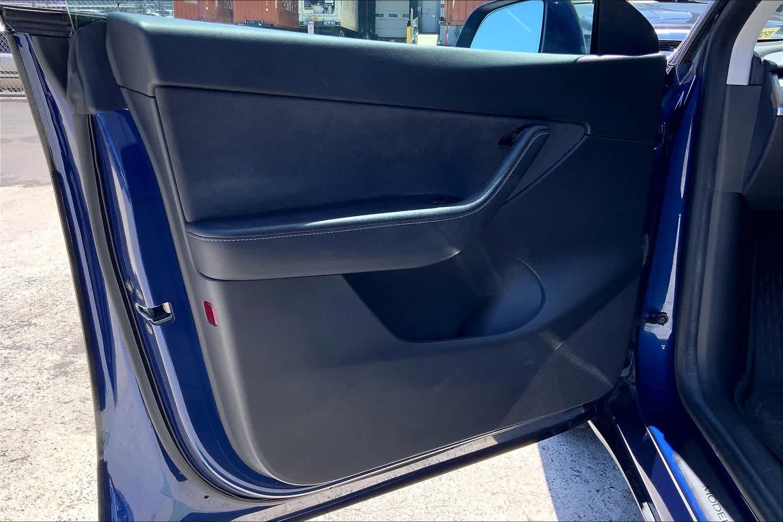 Thumbnail: 2021 Tesla Model Y - 27