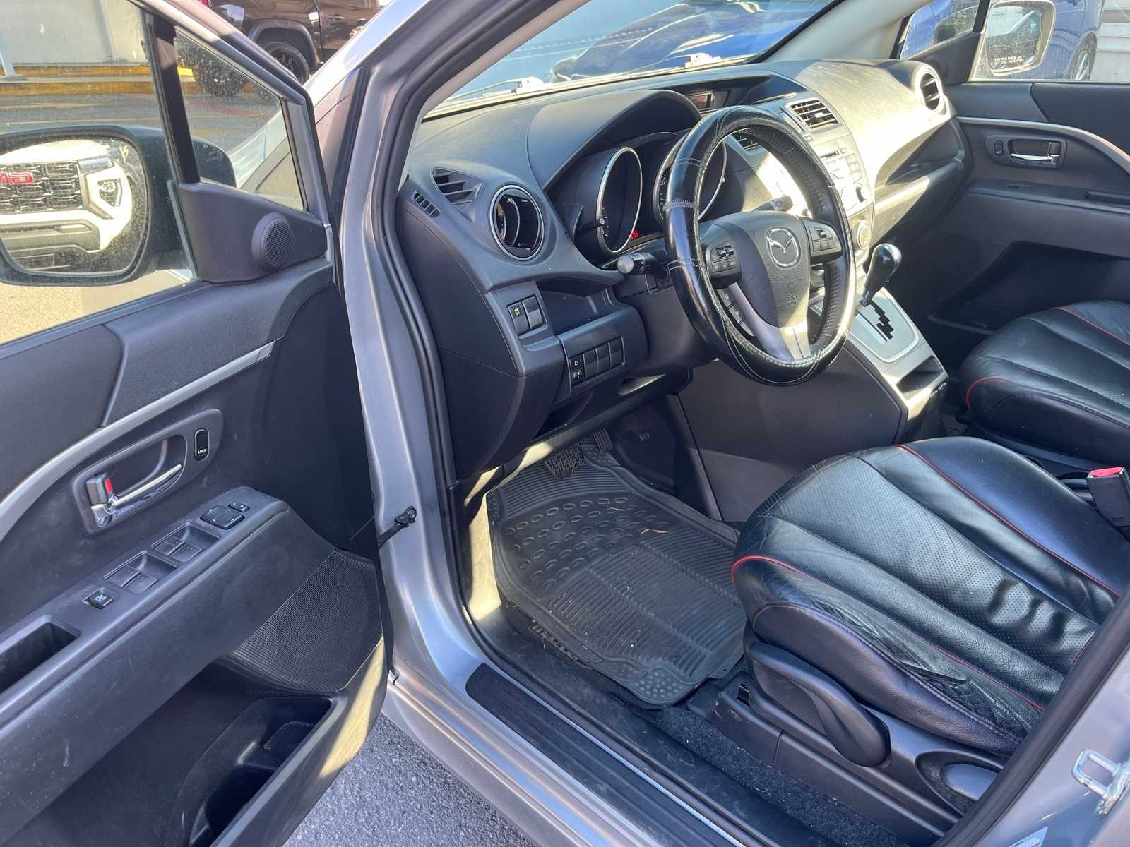 Thumbnail: 2012 Mazda Mazda5 - 4