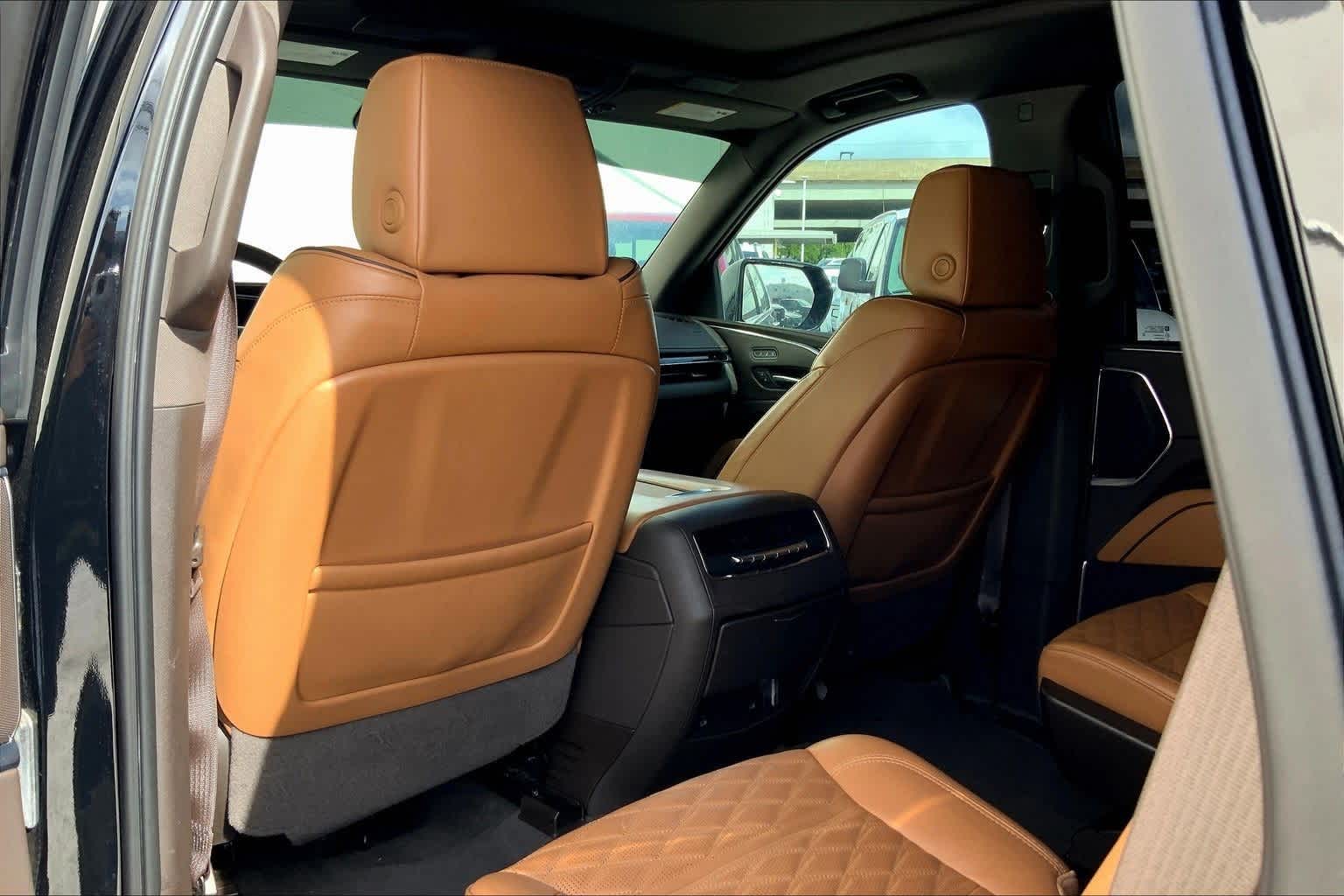 Thumbnail: 2022 Cadillac Escalade - 13