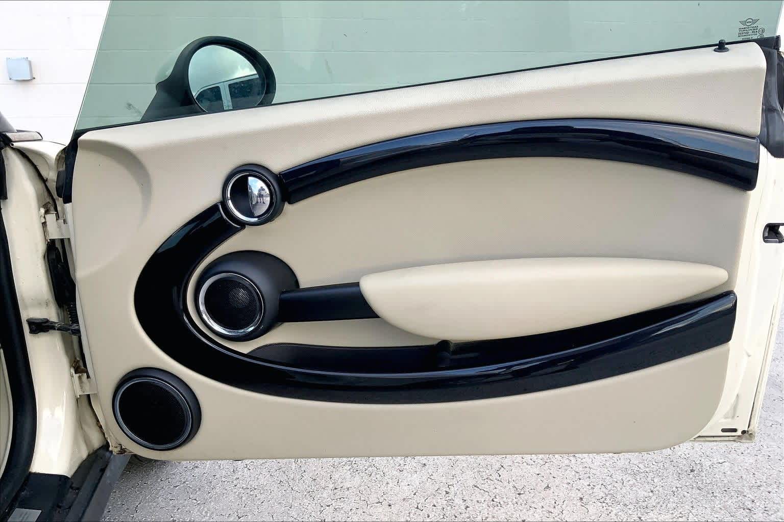 Thumbnail: 2011 MINI Cooper - 25