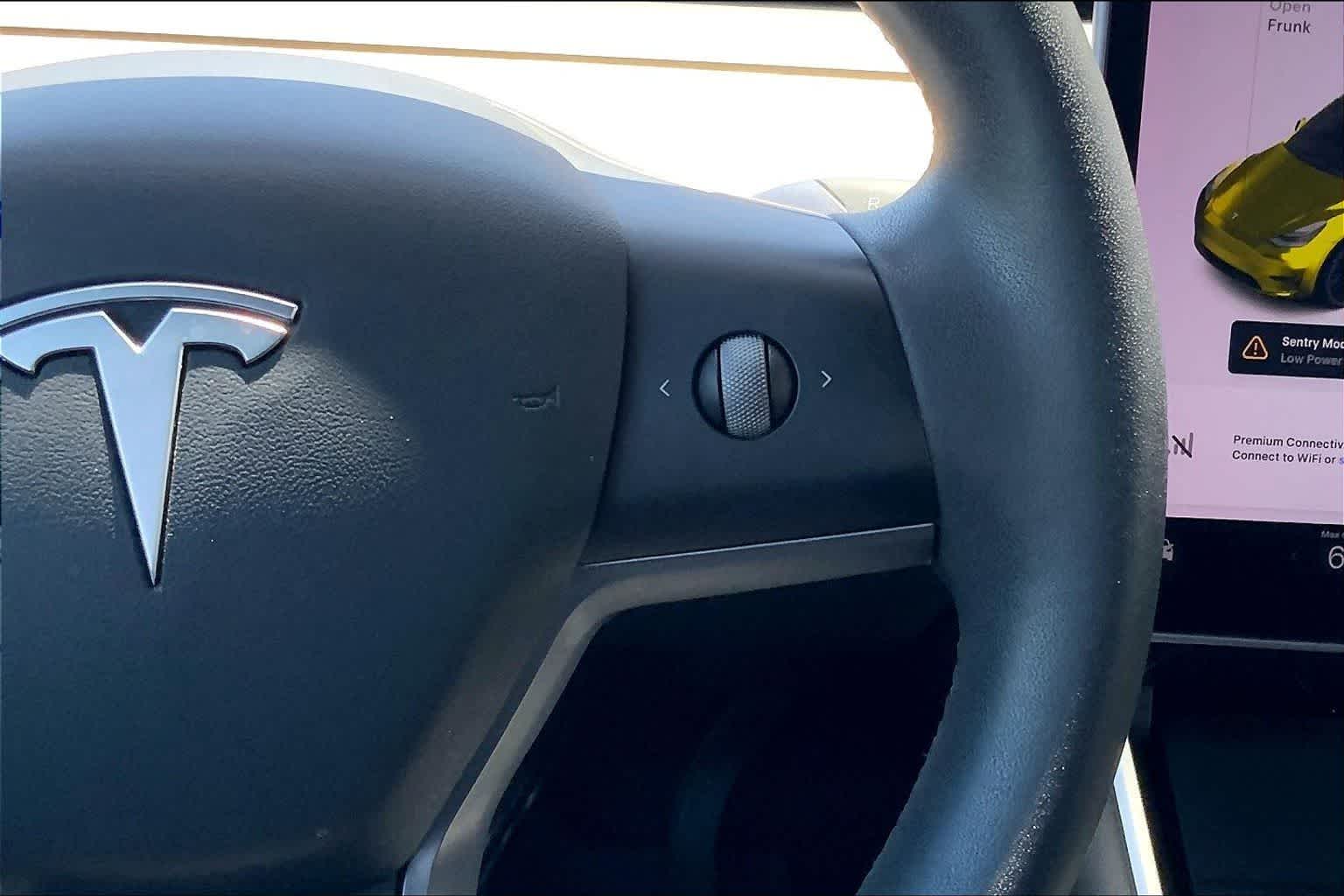 Thumbnail: 2021 Tesla Model Y - 25