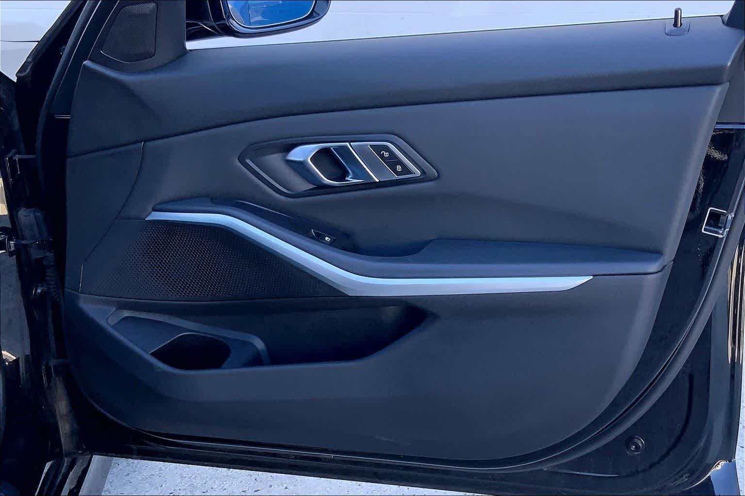 Thumbnail: 2019 BMW 3 Series - 29