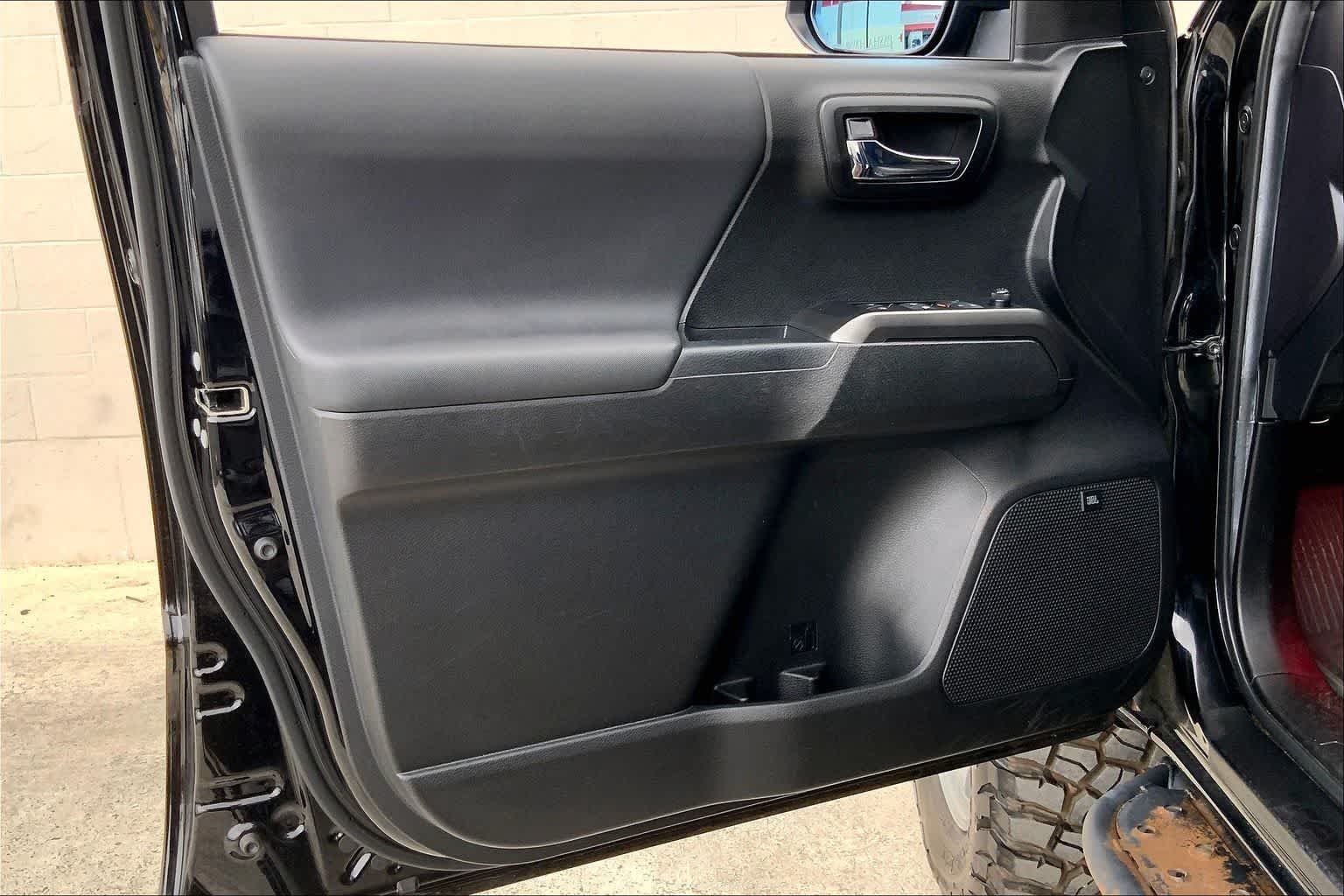 Thumbnail: 2022 Toyota Tacoma - 27