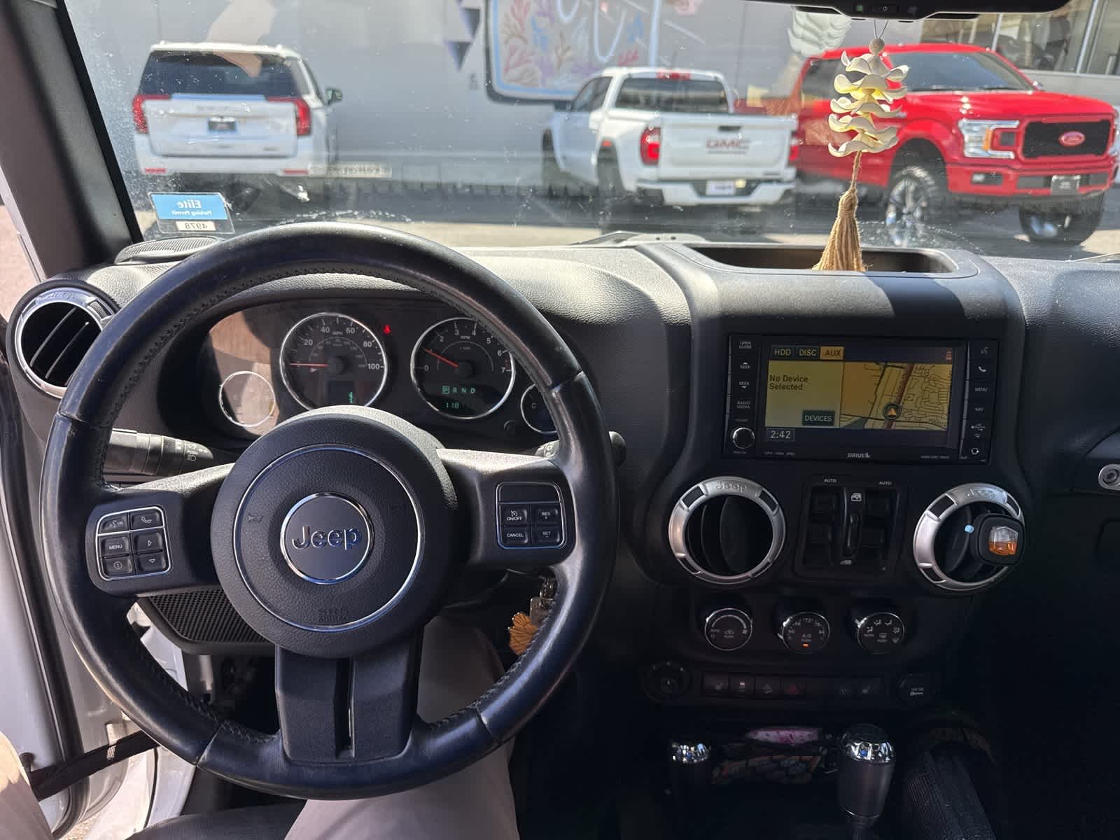 Thumbnail: 2015 Jeep Wrangler - 9