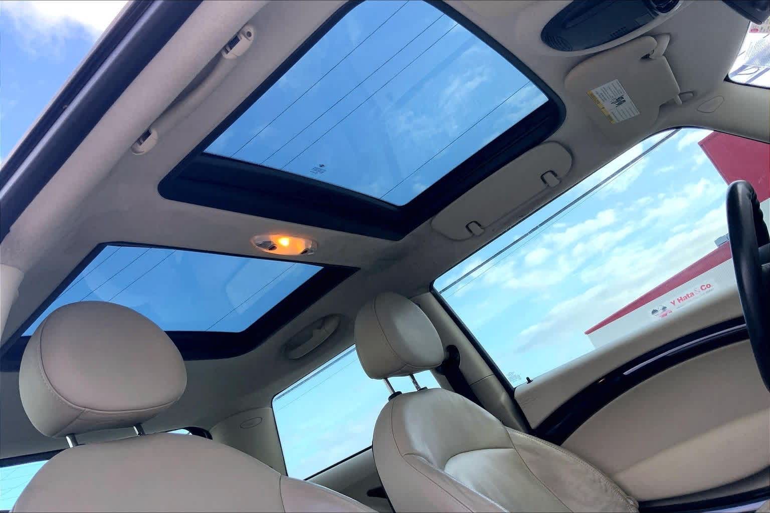 Thumbnail: 2011 MINI Cooper - 27