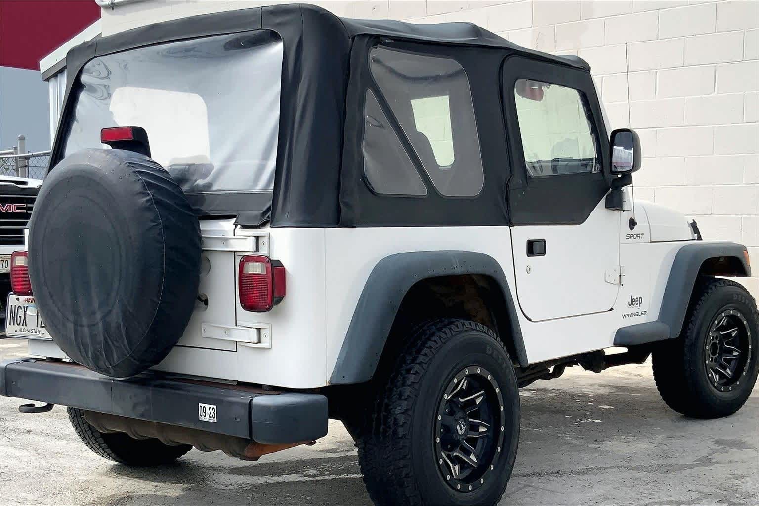 Thumbnail: 2004 Jeep Wrangler - 16