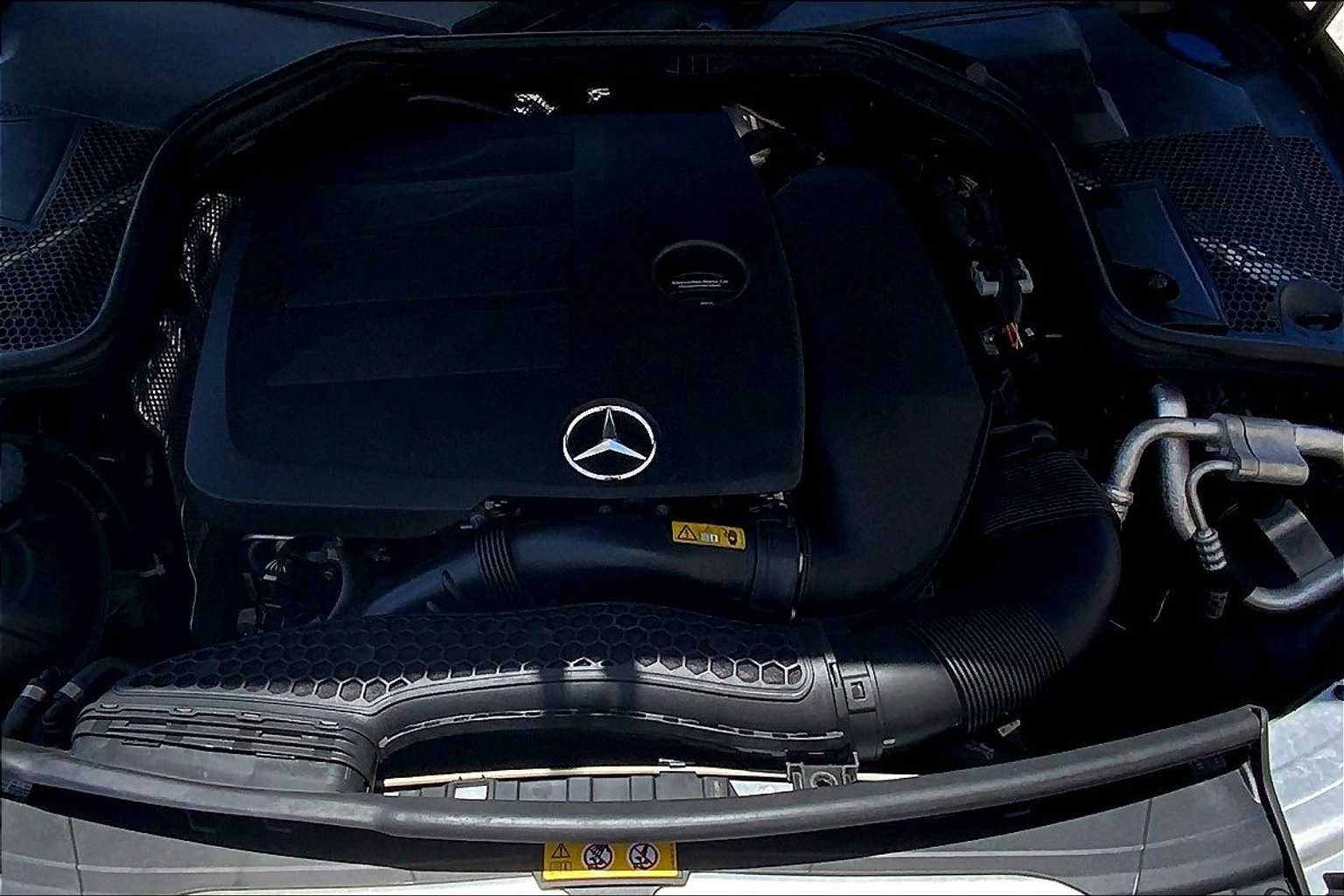 2021 Mercedes-Benz C-Class C 300 10