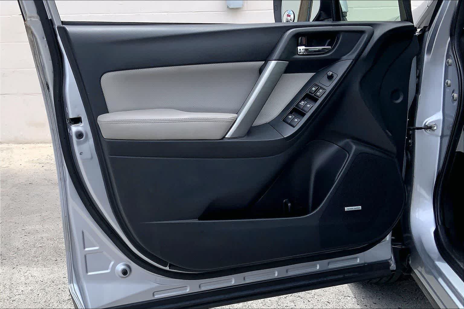 Thumbnail: 2015 Subaru Forester - 27