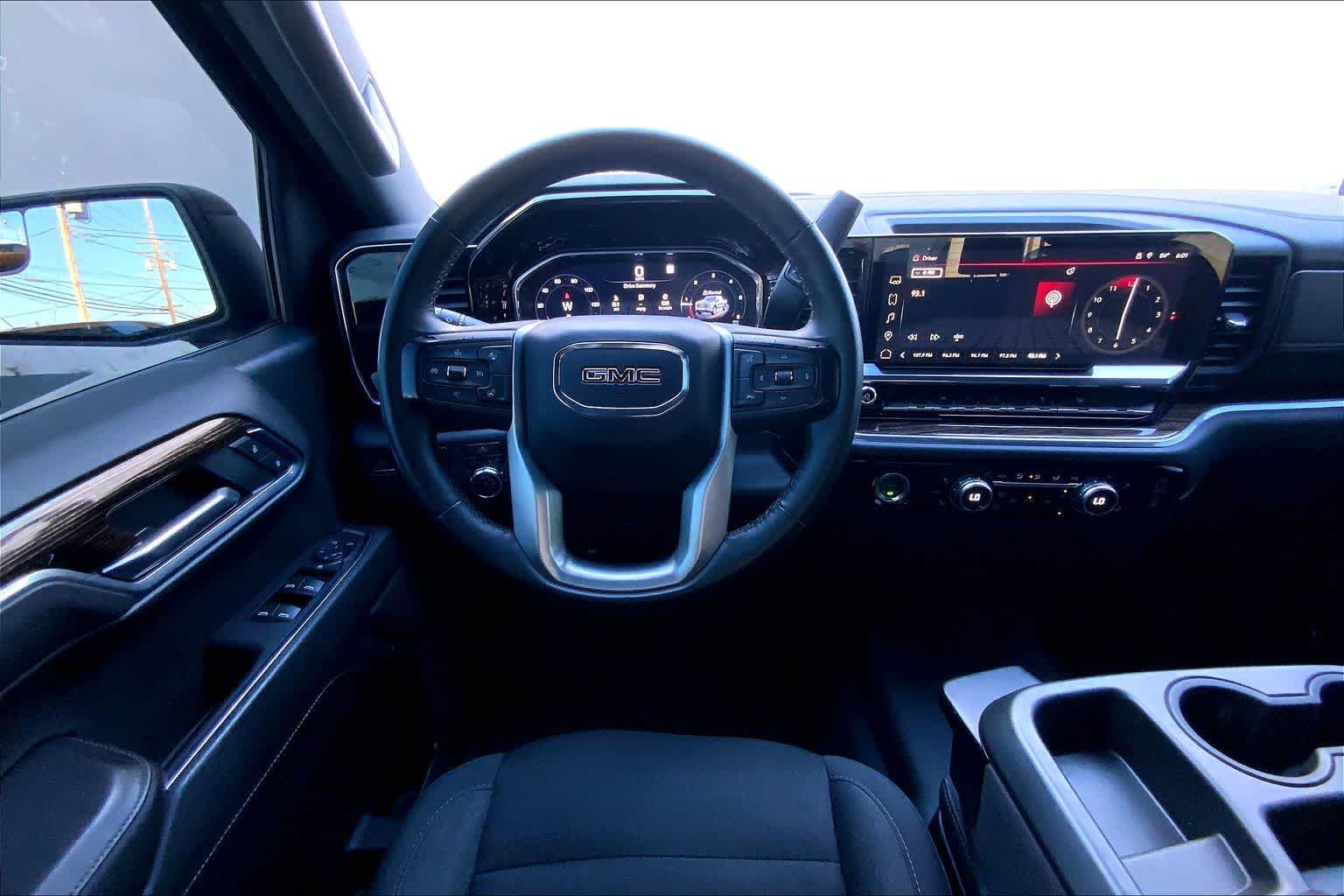 Thumbnail: 2023 GMC Sierra 1500 - 15