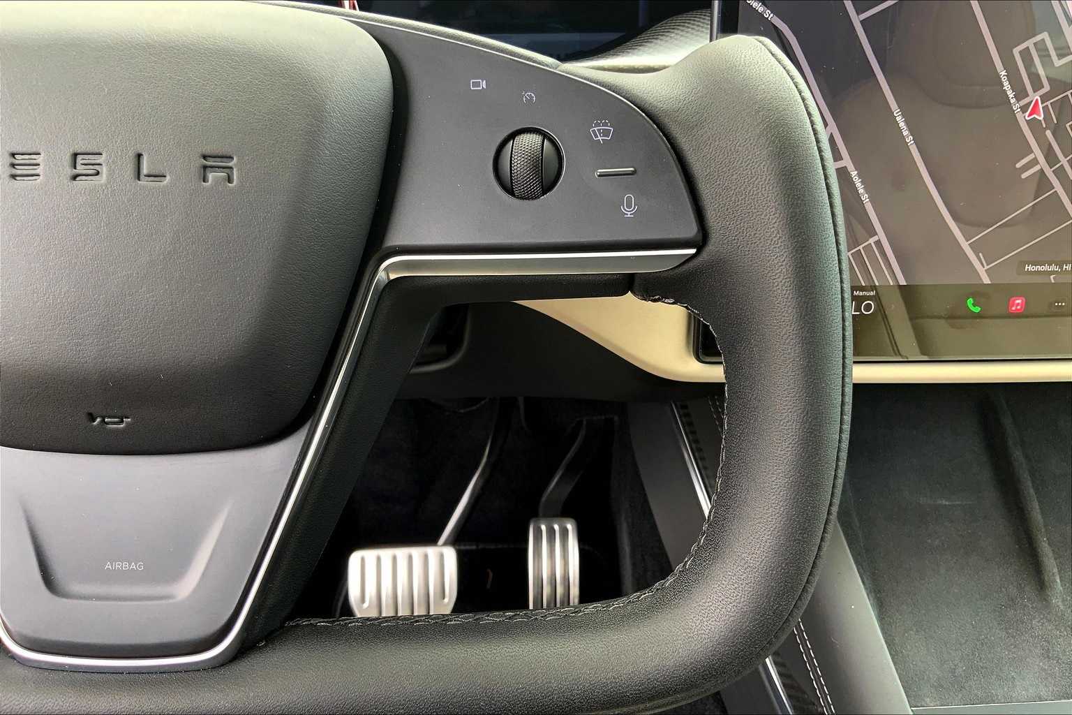 Thumbnail: 2022 Tesla Model X - 26