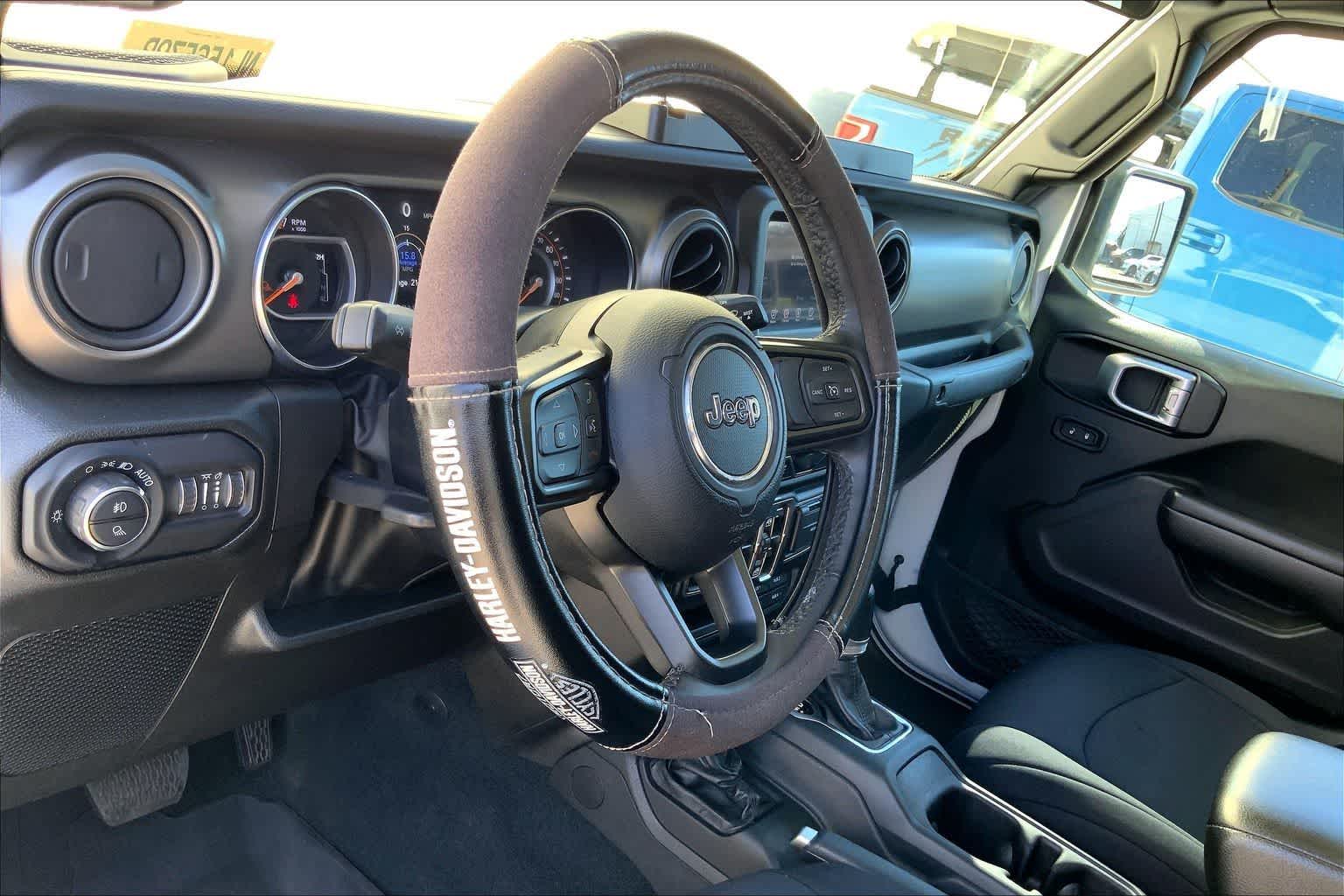 Thumbnail: 2022 Jeep Gladiator - 3