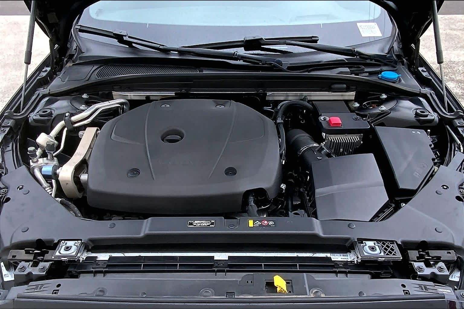 Thumbnail: 2021 Volvo S60 - 10