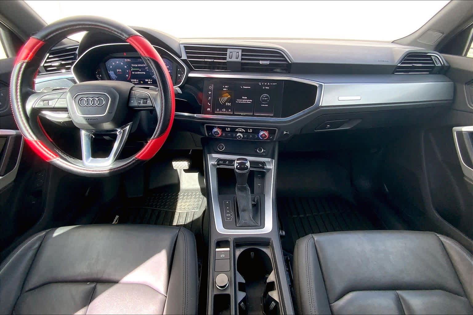 Thumbnail: 2023 Audi Q3 - 11